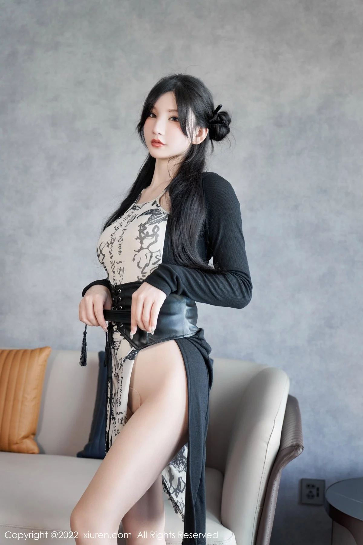 [[XiuRen秀人网]秀人网]No.5623_女神周于希Sally性感拼色连衣裙配超薄开档肉丝绝美诱惑写真94P