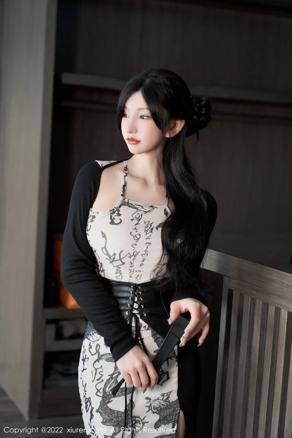 [[XiuRen秀人网]秀人网]No.5623_女神周于希Sally性感拼色连衣裙配超薄开档肉丝绝美诱惑写真94P