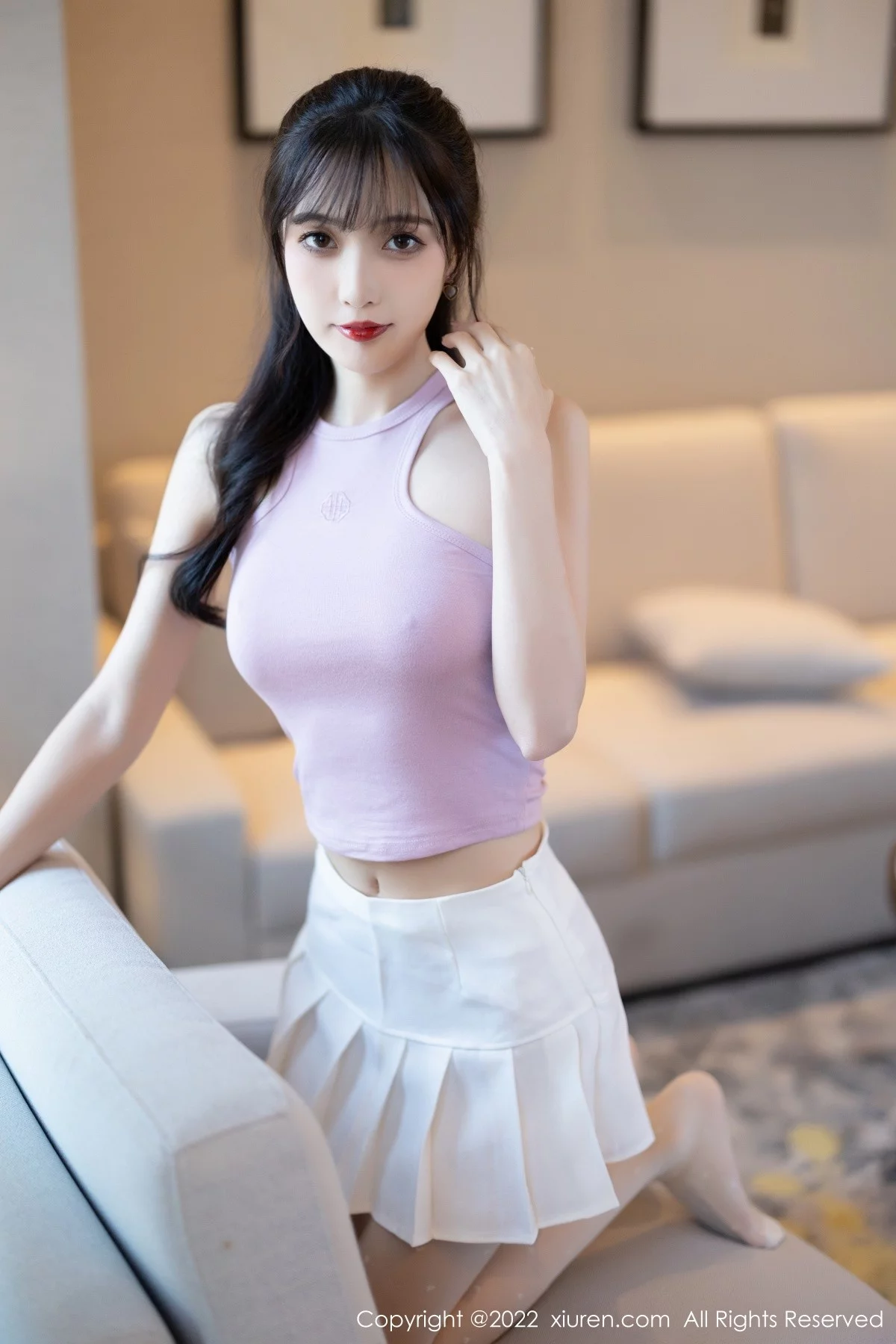 [[XiuRen秀人网]秀人网]No.5622_模特林星阑性感淡紫真空上衣配白短裙秀曼妙身姿迷人诱惑写真82P