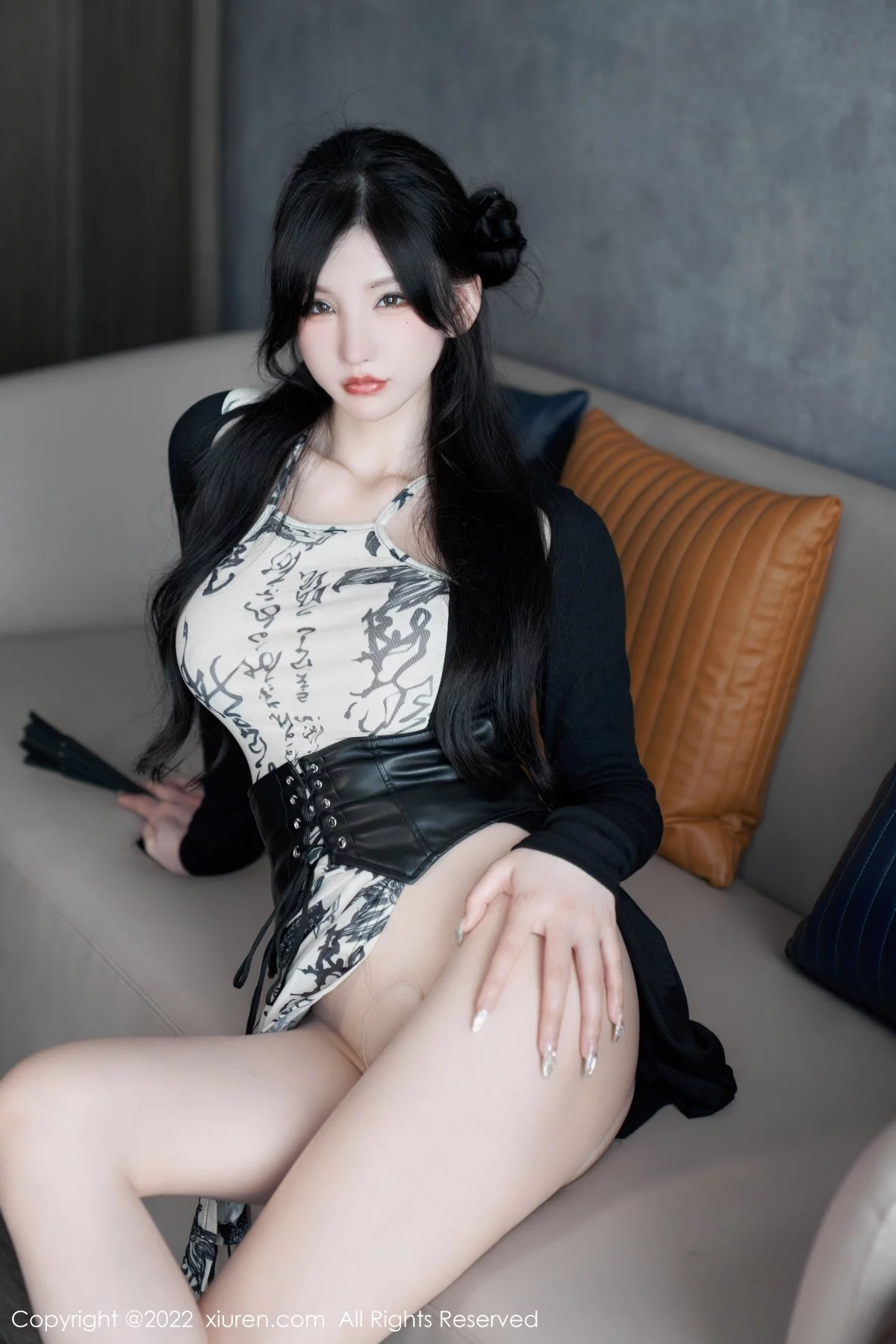 [[XiuRen秀人网]秀人网]No.5623_女神周于希Sally性感拼色连衣裙配超薄开档肉丝绝美诱惑写真94P