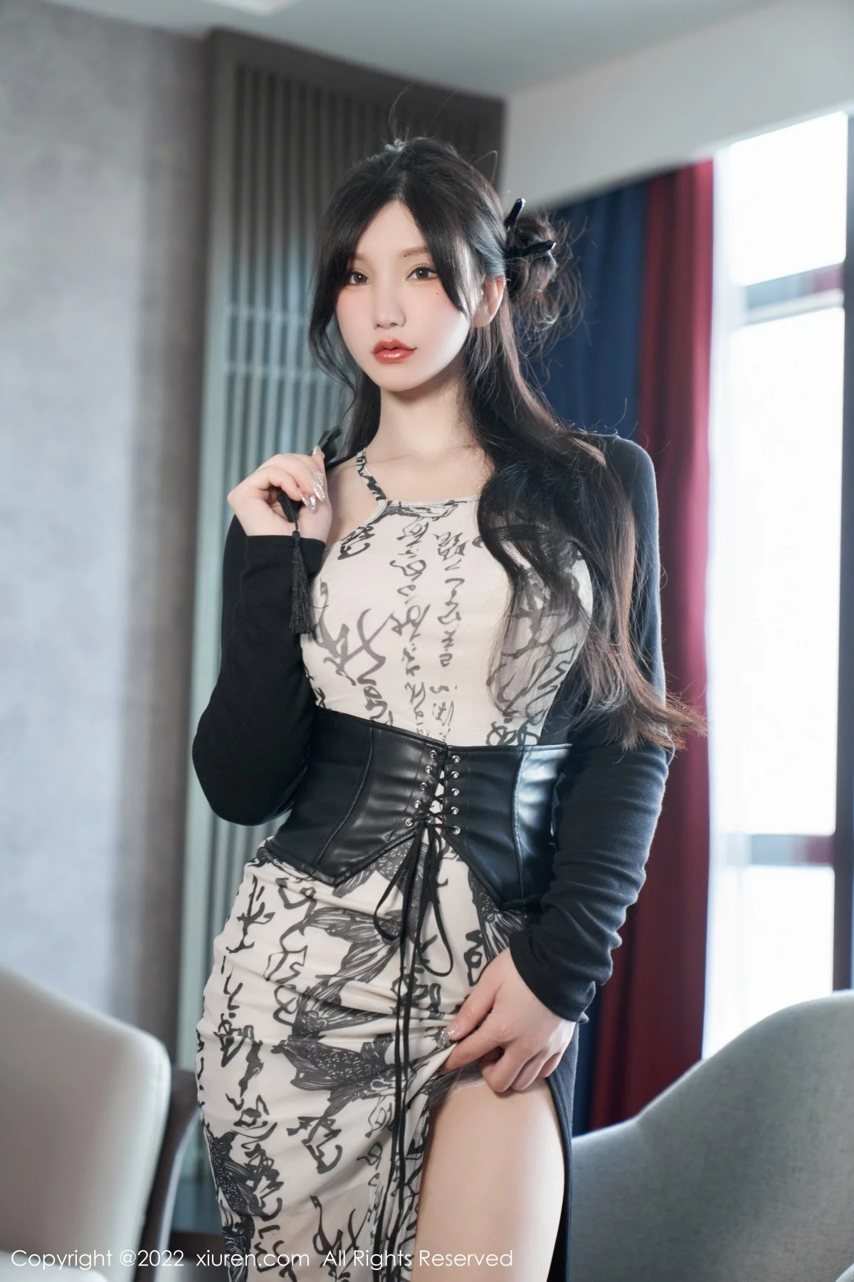 [[XiuRen秀人网]秀人网]No.5623_女神周于希Sally性感拼色连衣裙配超薄开档肉丝绝美诱惑写真94P