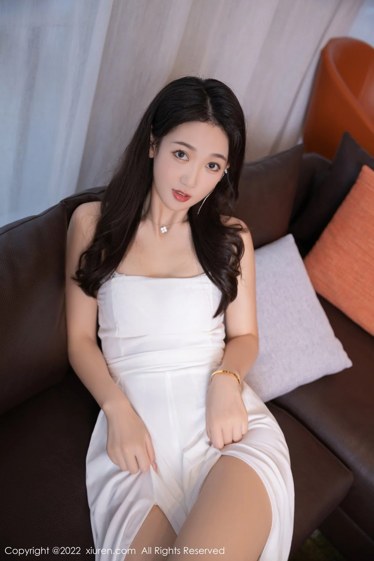 [[XiuRen秀人网]秀人网]No.5783_模特唐安琪私房性感白色连衣裙露白色内衣秀曼妙身姿诱惑写真82P