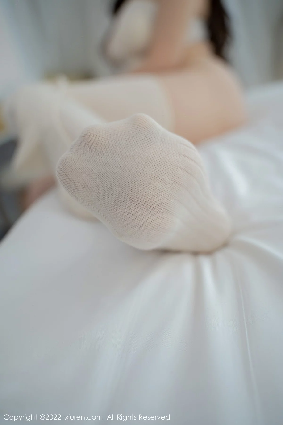 [[XiuRen秀人网]秀人网]No.5787_女神奶瓶土肥圆私房性感睡袍露米色长筒袜秀丰满身材诱惑写真94P