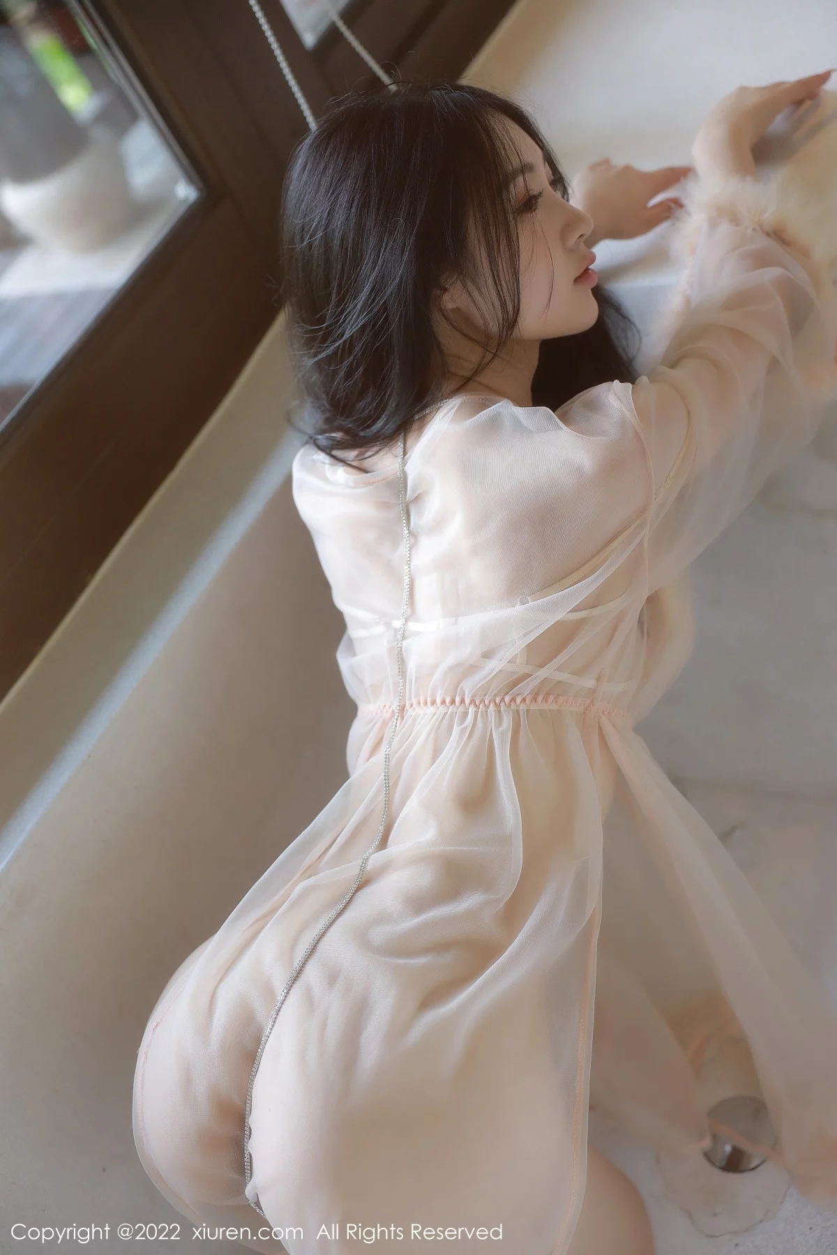 [[XiuRen秀人网]秀人网]No.5796_模特谢晚晚浅色薄纱轻透情趣服配超薄肉丝秀惹火身材诱惑写真58P