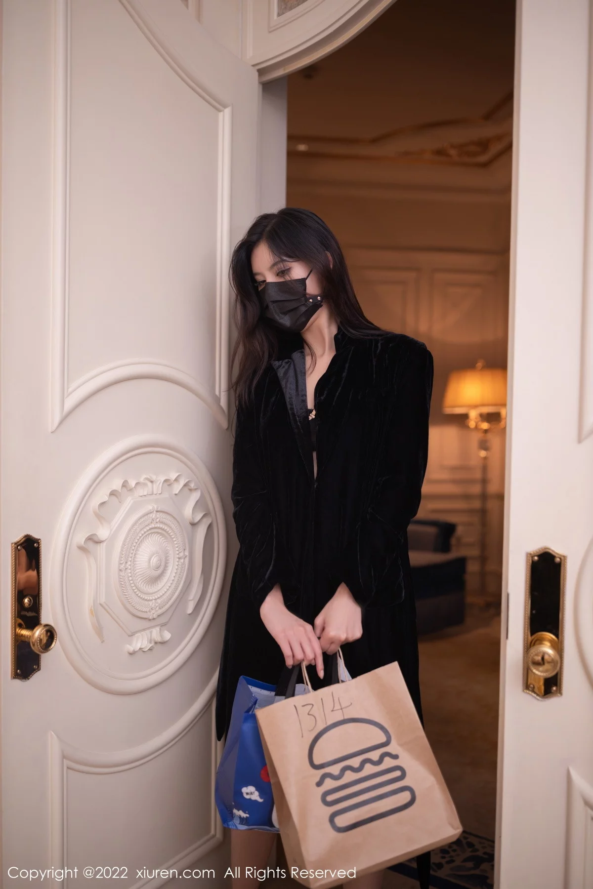 [[XiuRen秀人网]秀人网]No.5797_模特就是阿朱啊私房性感黑色带子情趣内衣秀绝美身姿诱惑写真81P