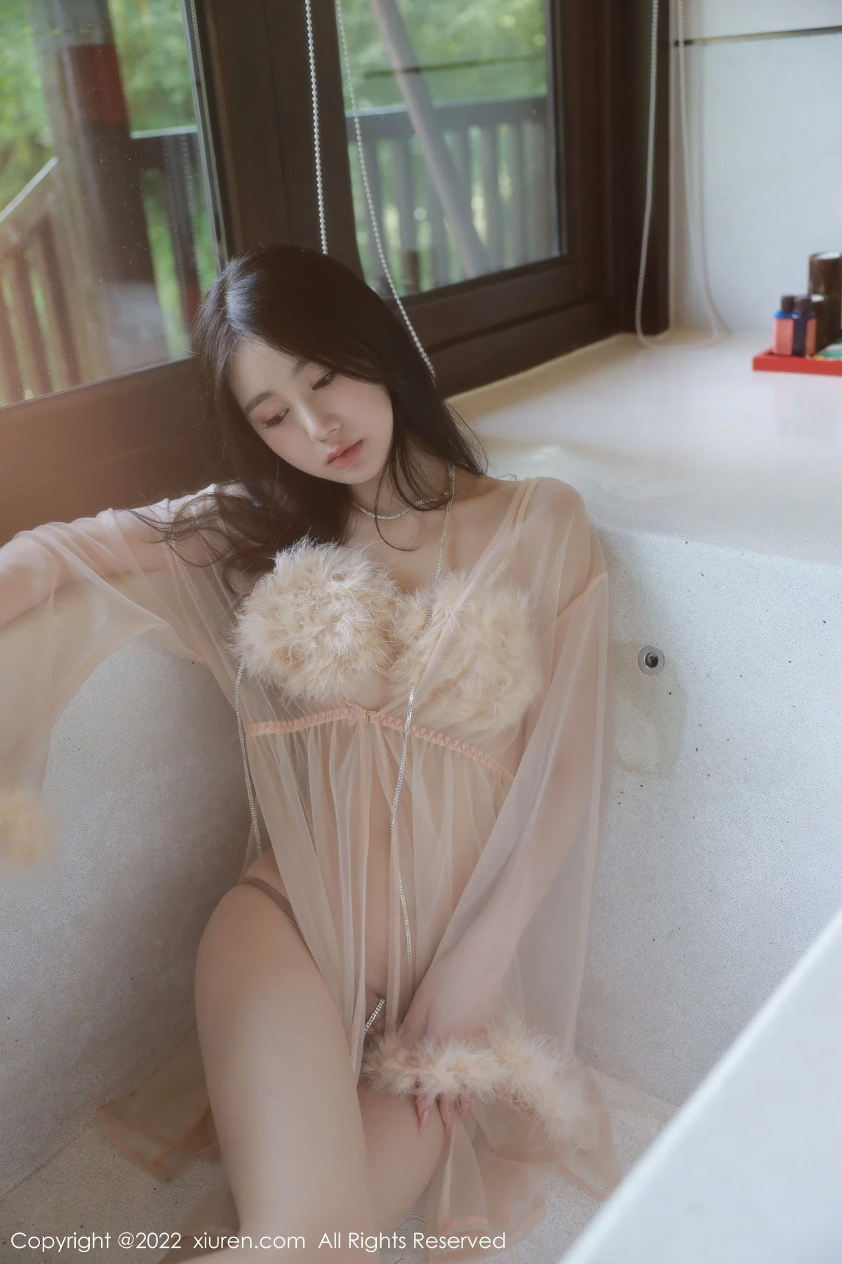 [[XiuRen秀人网]秀人网]No.5796_模特谢晚晚浅色薄纱轻透情趣服配超薄肉丝秀惹火身材诱惑写真58P