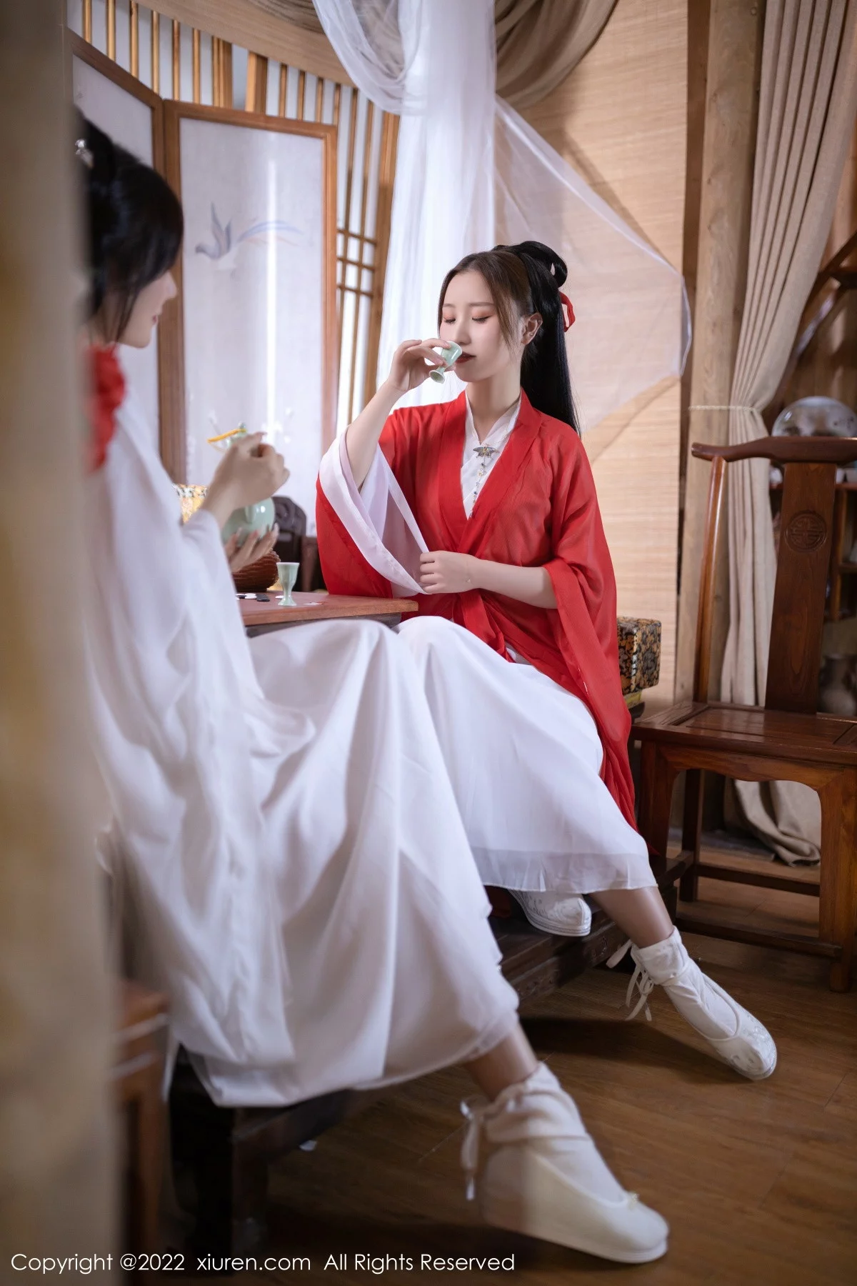 [[XiuRen秀人网]秀人网]No.5811_模特鱼子酱Fish古筝弹奏情节古装服饰秀曼妙身姿性感迷人写真82P