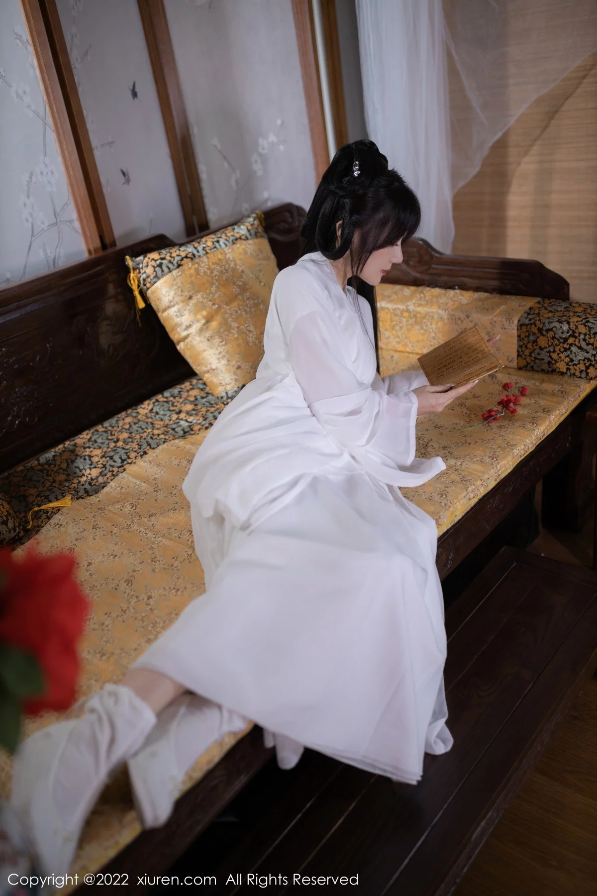 [[XiuRen秀人网]秀人网]No.5811_模特鱼子酱Fish古筝弹奏情节古装服饰秀曼妙身姿性感迷人写真82P