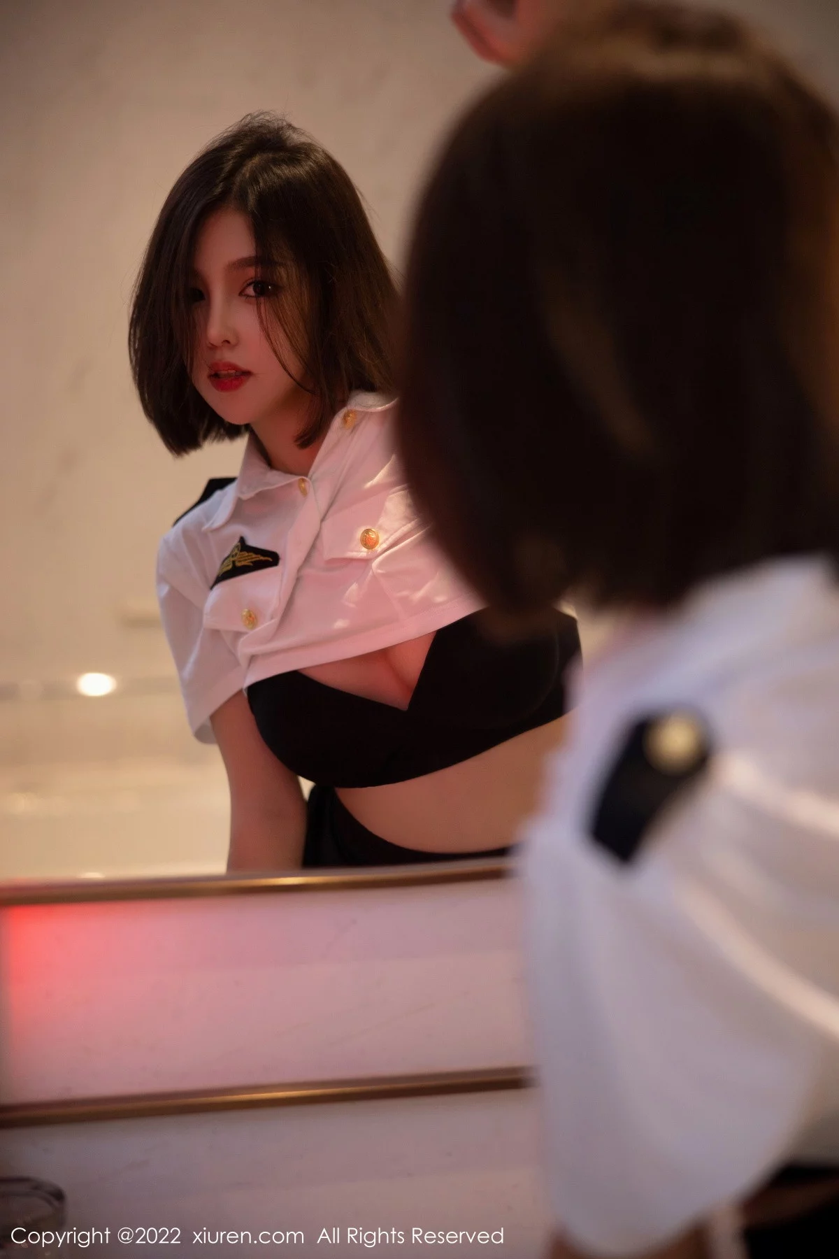 [[XiuRen秀人网]秀人网]No.5815_模特美羊羊性感制服主题白色上衣配黑短裙露黑色内衣诱惑写真79P