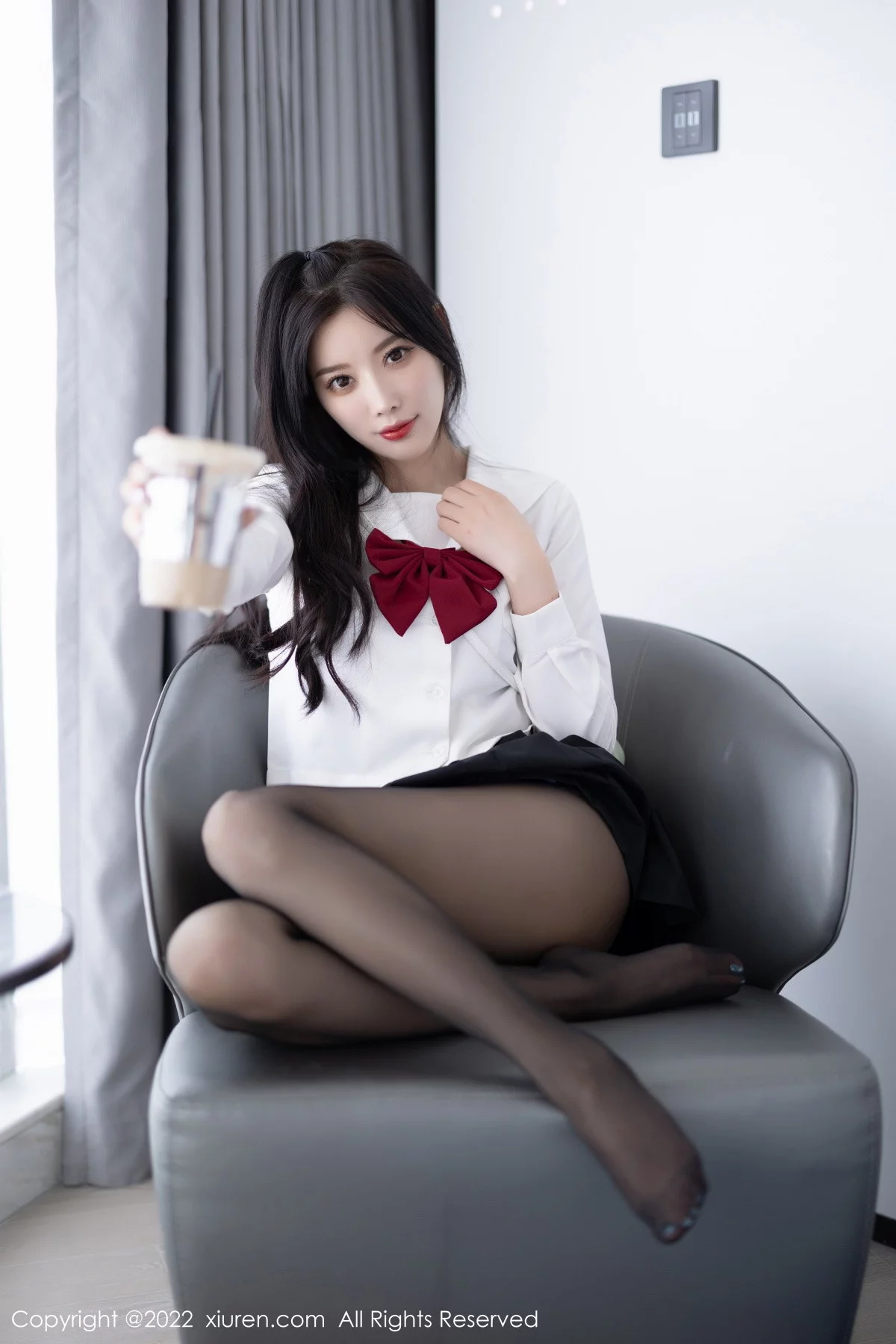 [[XiuRen秀人网]秀人网]No.5823_女神杨晨晨Yome性感白T配黑色短裙露黑色内衣迷人诱惑写真94P