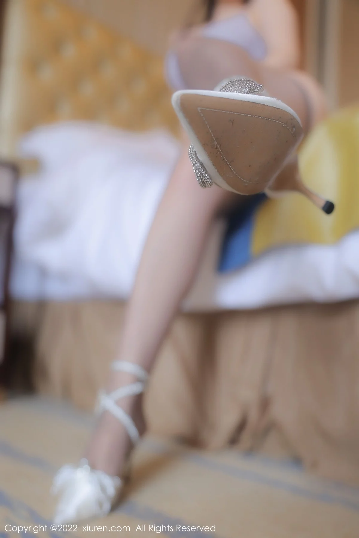 [[XiuRen秀人网]秀人网]No.5829_模特诗诗kiki黑色上衣配浅灰色短裙露性感蕾丝内衣惹火诱惑写真92P