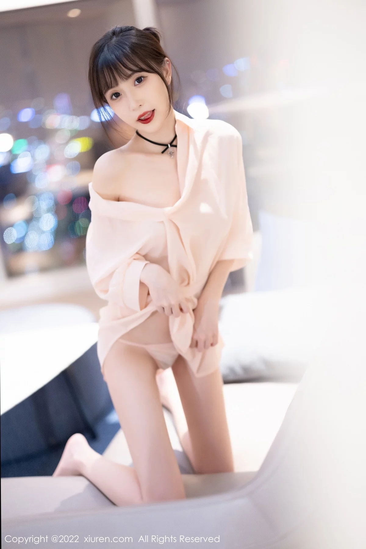 [[XiuRen秀人网]秀人网]No.5831_模特林星阑黑色露肩上衣配红色皮质短裙秀超薄无内黑丝诱惑写真88P