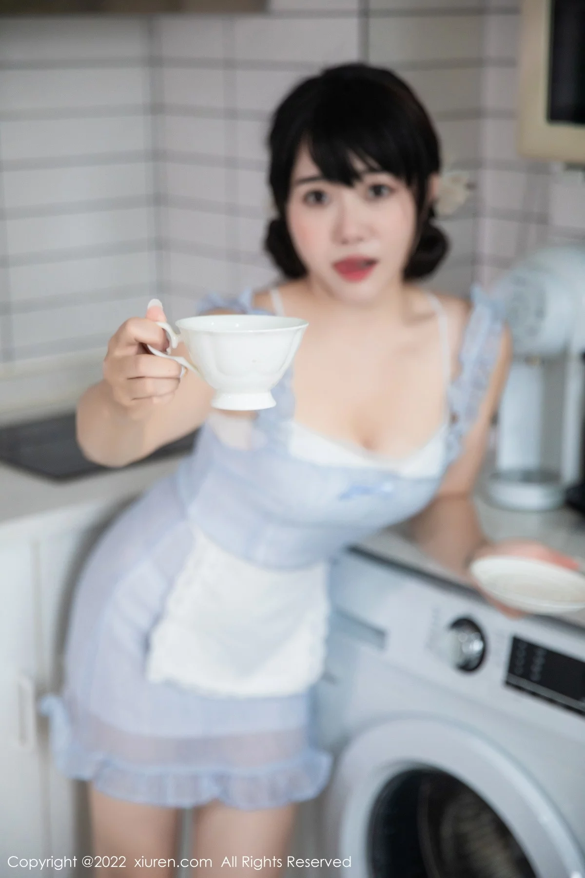 [[XiuRen秀人网]秀人网]No.5834_模特严利娅Yuliya私房性感浅蓝色女仆服饰秀翘臀美腿诱惑写真53P