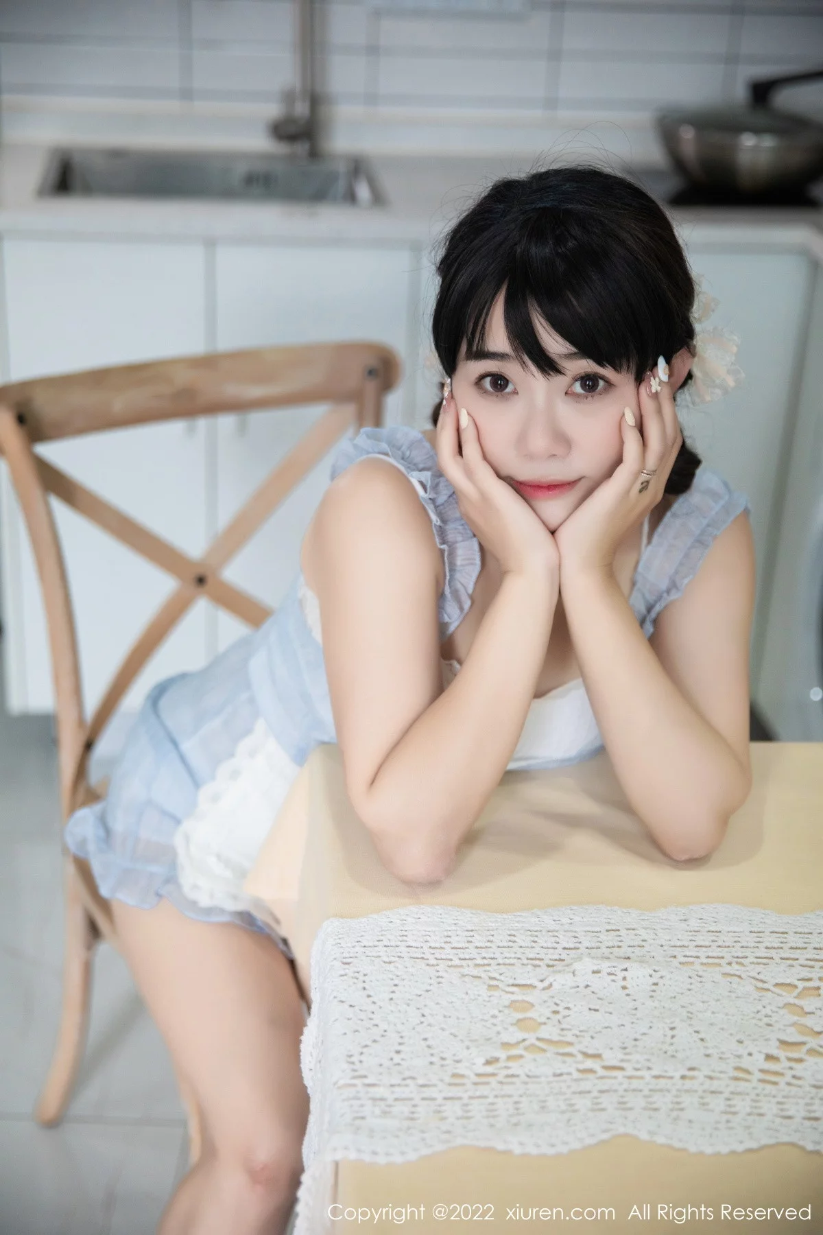 [[XiuRen秀人网]秀人网]No.5834_模特严利娅Yuliya私房性感浅蓝色女仆服饰秀翘臀美腿诱惑写真53P