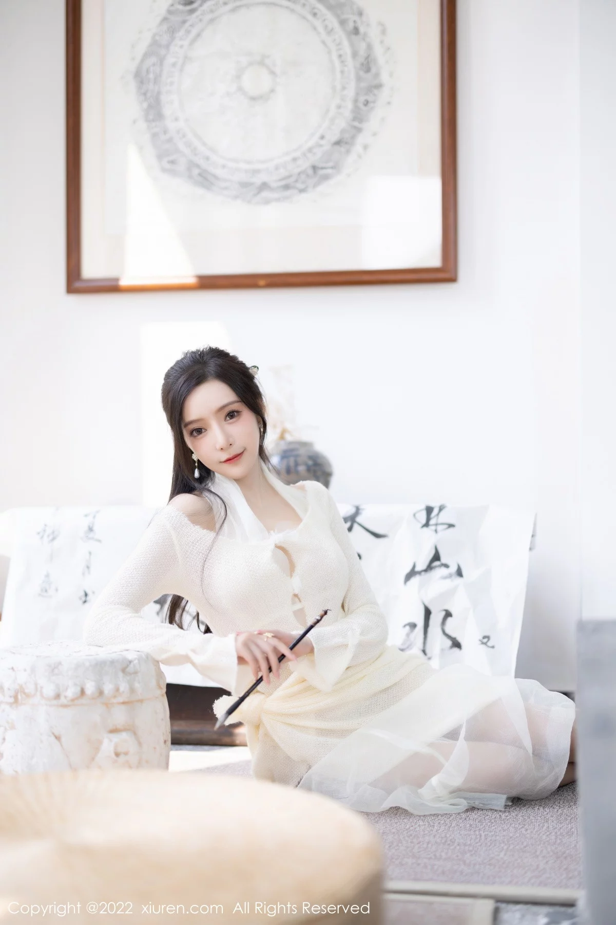 [[XiuRen秀人网]秀人网]No.5846_女神王馨瑶yanni性感白色连衣裙配超薄肉丝秀翘臀美腿诱惑写真87P