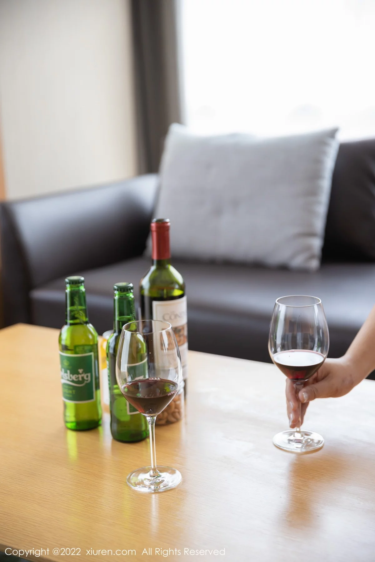 [[XiuRen秀人网]秀人网]No.5854_模特唐安琪应酬拍摄主题淡蓝上衣配白短裙露开档肉丝诱惑写真86P