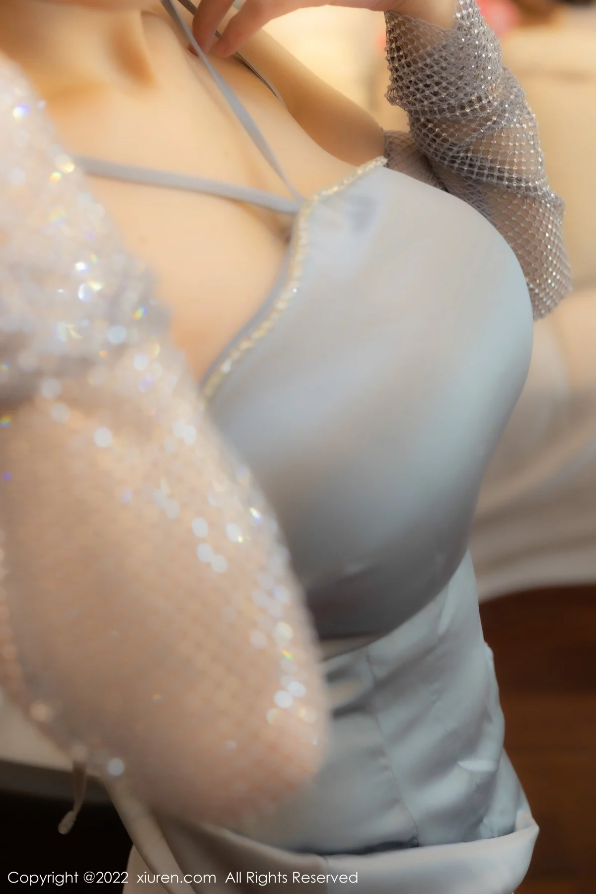 [[XiuRen秀人网]秀人网]No.5852_女神朱可儿Flora银灰连衣短裙露黑色轻透内衣开档肉丝诱惑写真72P