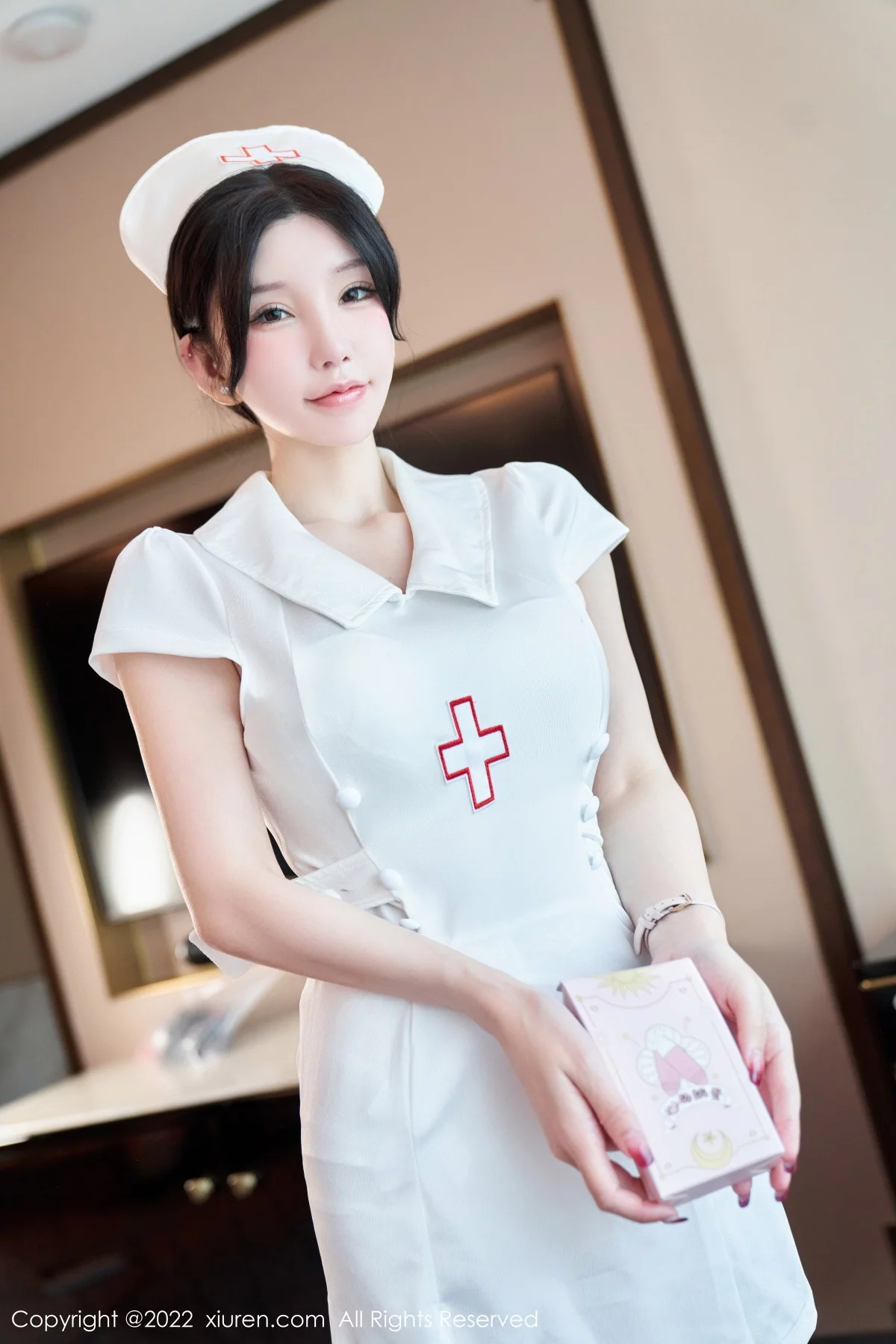 [[XiuRen秀人网]秀人网]No.5746_女神周于希Sally脱白色护士制服露性感内衣配白丝吊袜诱惑写真80P