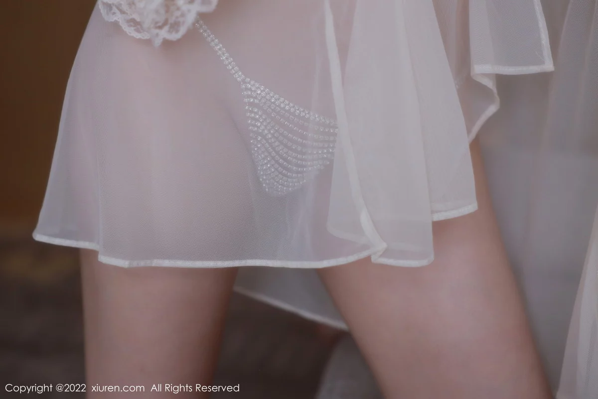 [[XiuRen秀人网]秀人网]No.5761_模特甜妮私房轻透薄纱服露镶钻吊坠式内衣秀火辣身材诱惑写真60P