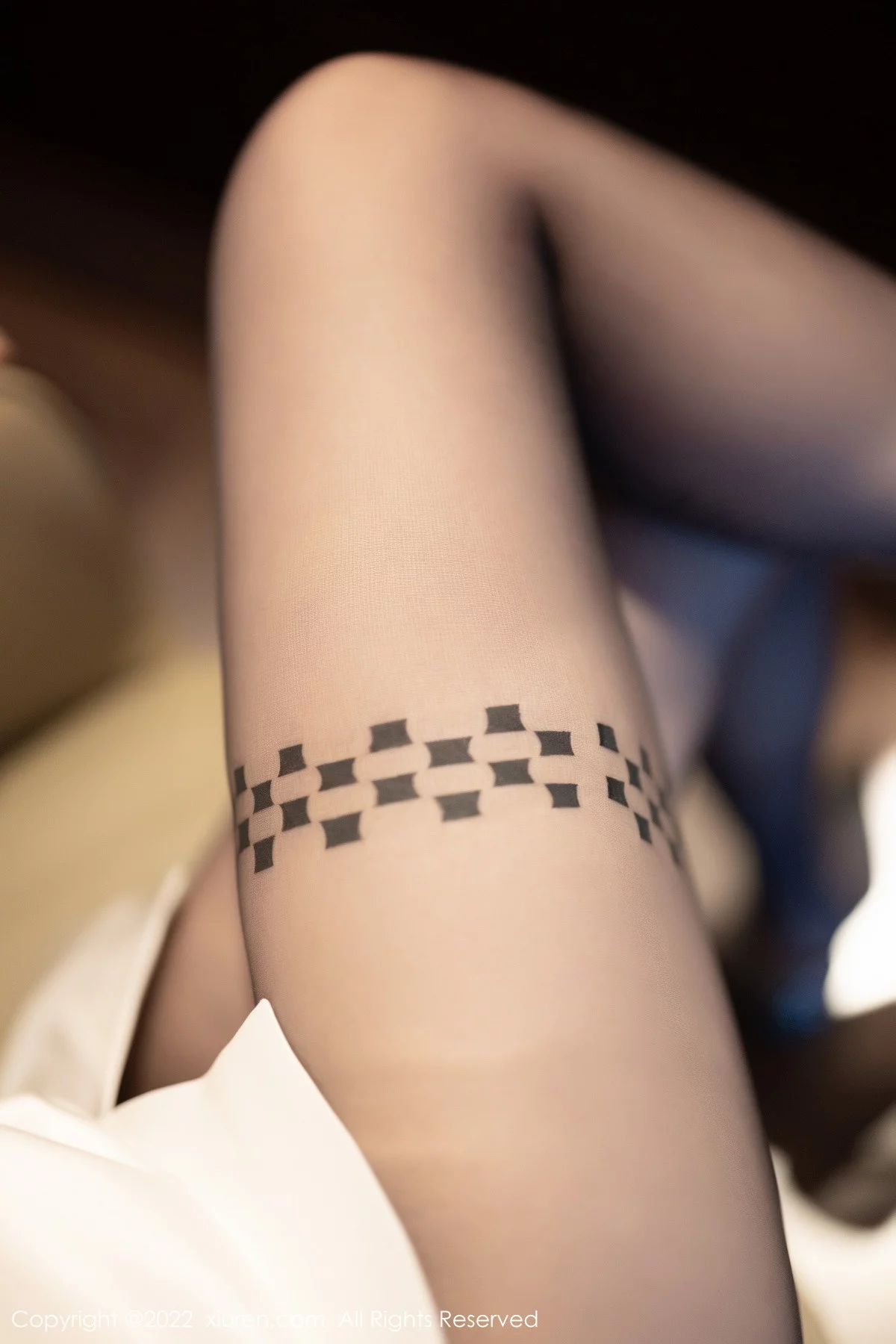 [[XiuRen秀人网]秀人网]No.5770_女神徐莉芝Booty脱白上衣露浅色情趣蕾丝内衣超薄黑丝诱惑写真84P