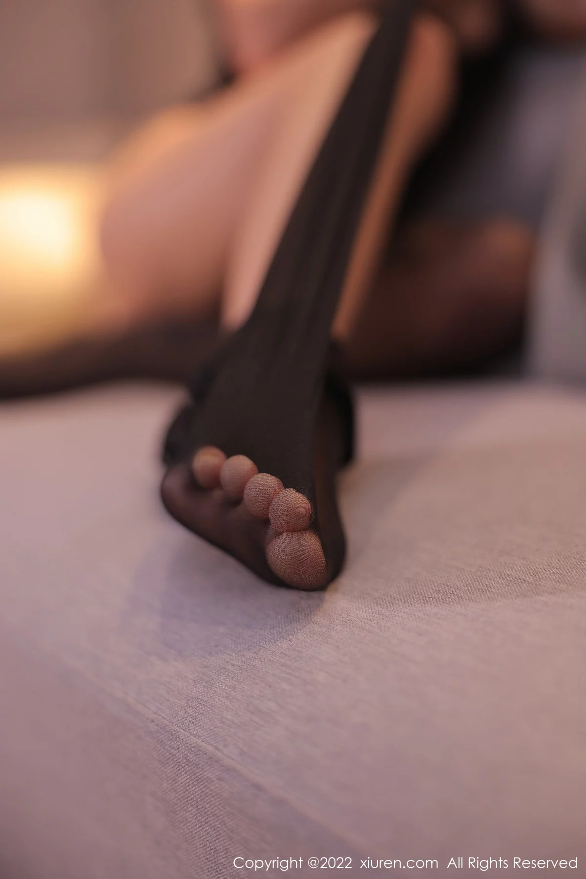 [[XiuRen秀人网]秀人网]No.5766_模特美羊羊宾馆场景脱运动装露黑色薄纱情趣内衣迷人诱惑写真90P