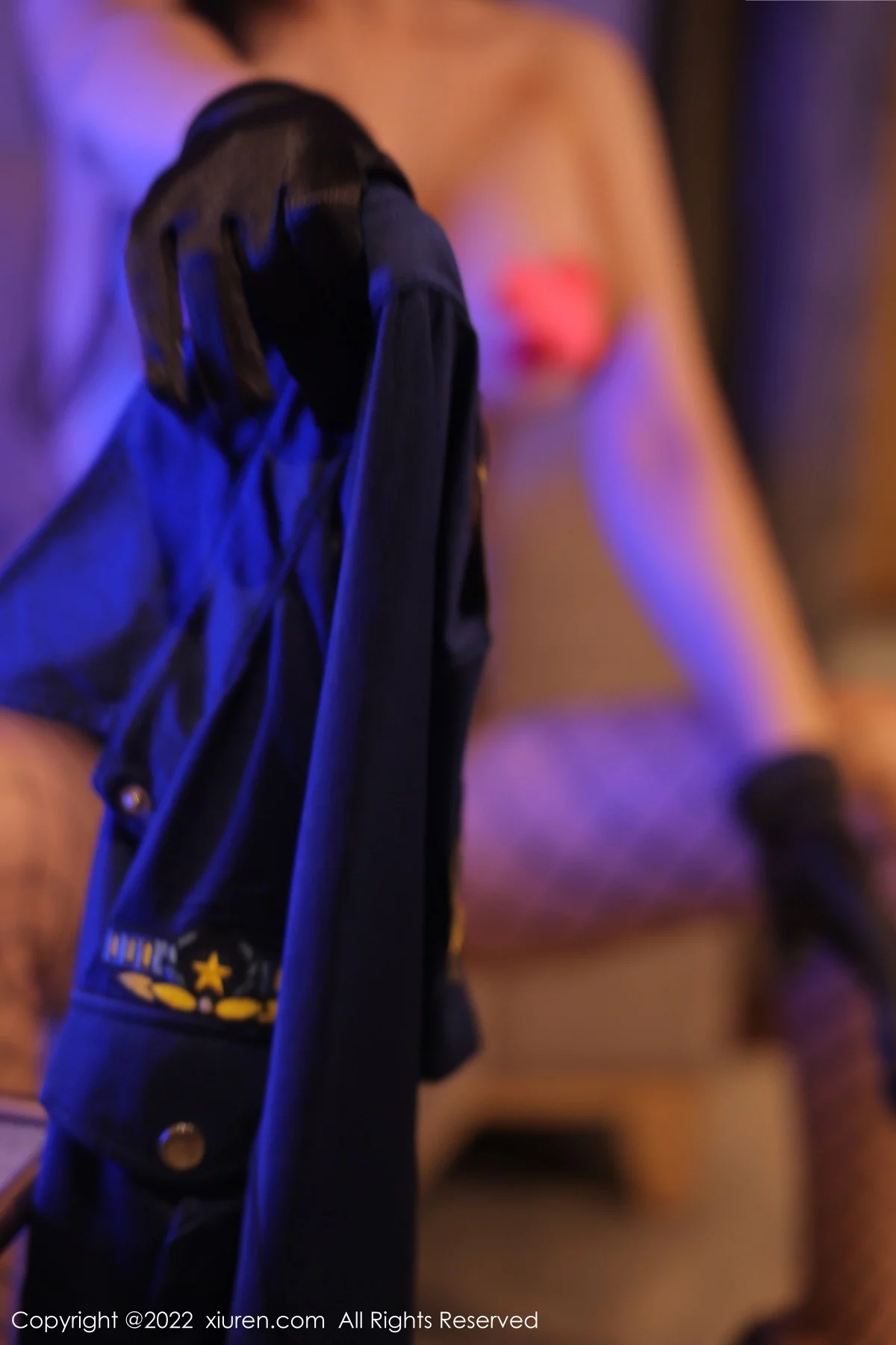 [[XiuRen秀人网]秀人网]No.5767_模特田冰冰酒店室内拍摄性感警官制服配黑丝网袜完美诱惑写真86P