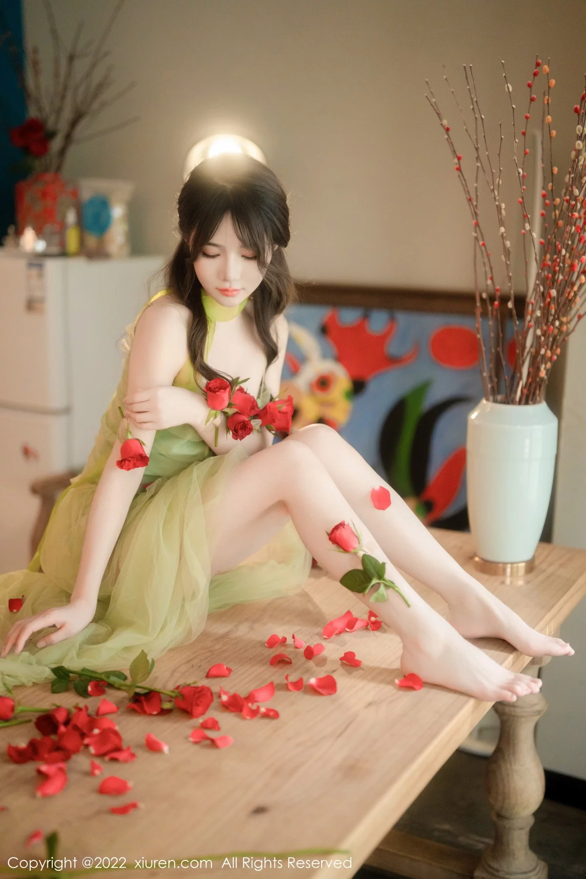 [[XiuRen秀人网]秀人网]No.5875_模特婠婠么私房性感淡绿色连衣裙秀曼妙身姿白嫩美腿诱惑写真85P