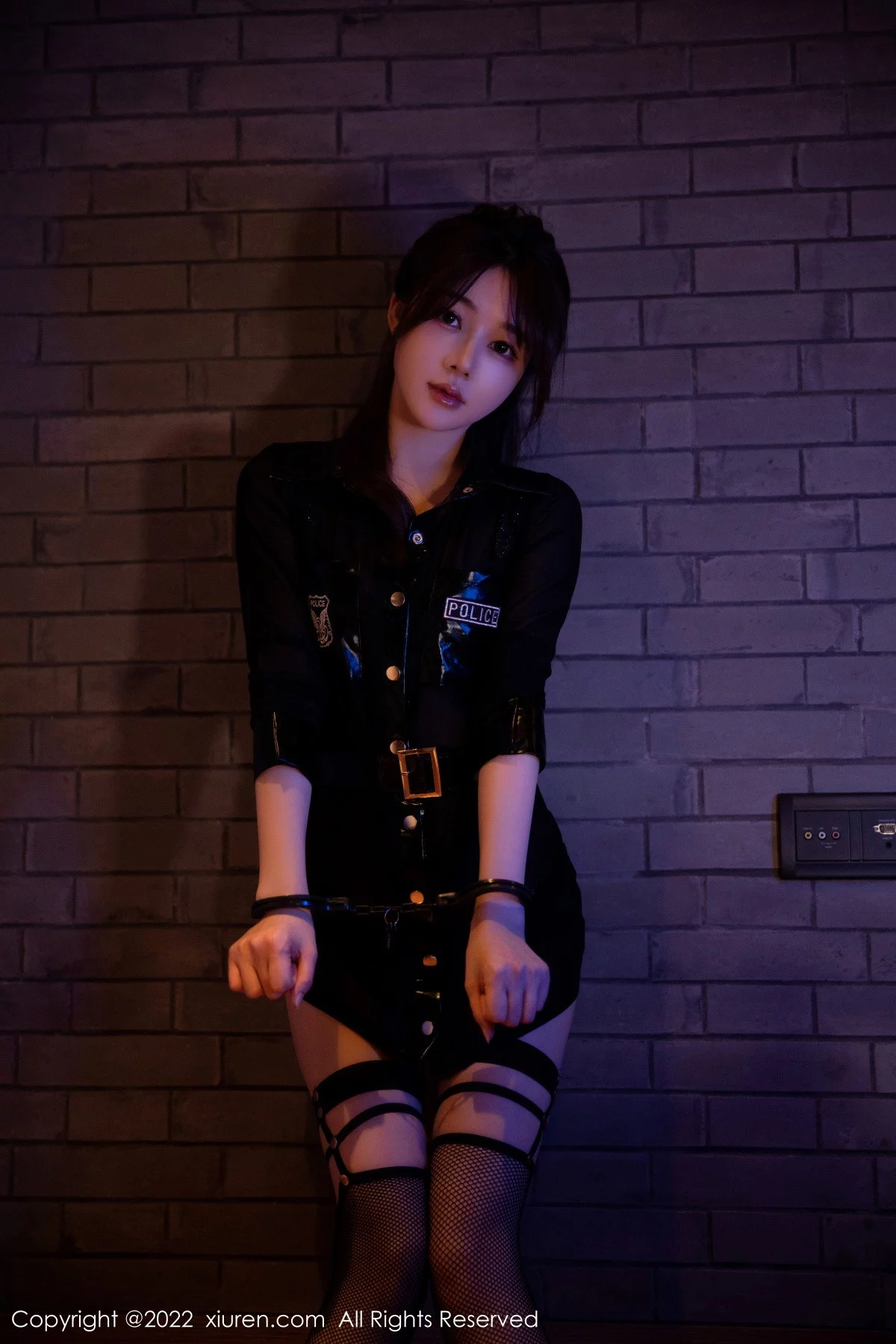 [[XiuRen秀人网]秀人网]No.5931_模特婠婠么性感黑色情趣制服露豹纹内衣秀绝美身材诱惑写真94P