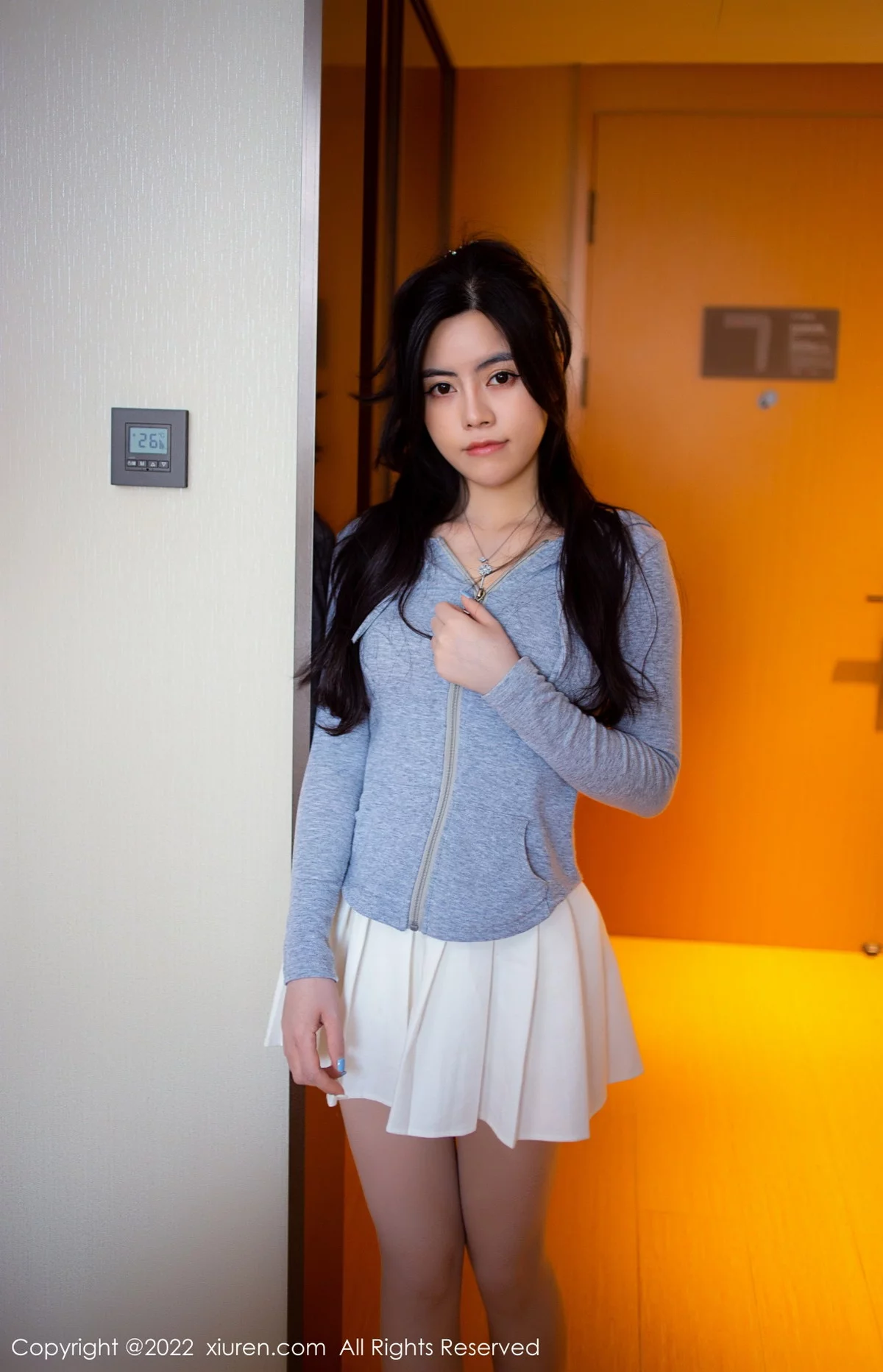 [[XiuRen秀人网]秀人网]No.5929_模特白甜私房多套服饰性感白色真空系列秀完美身材迷人诱惑写真94P