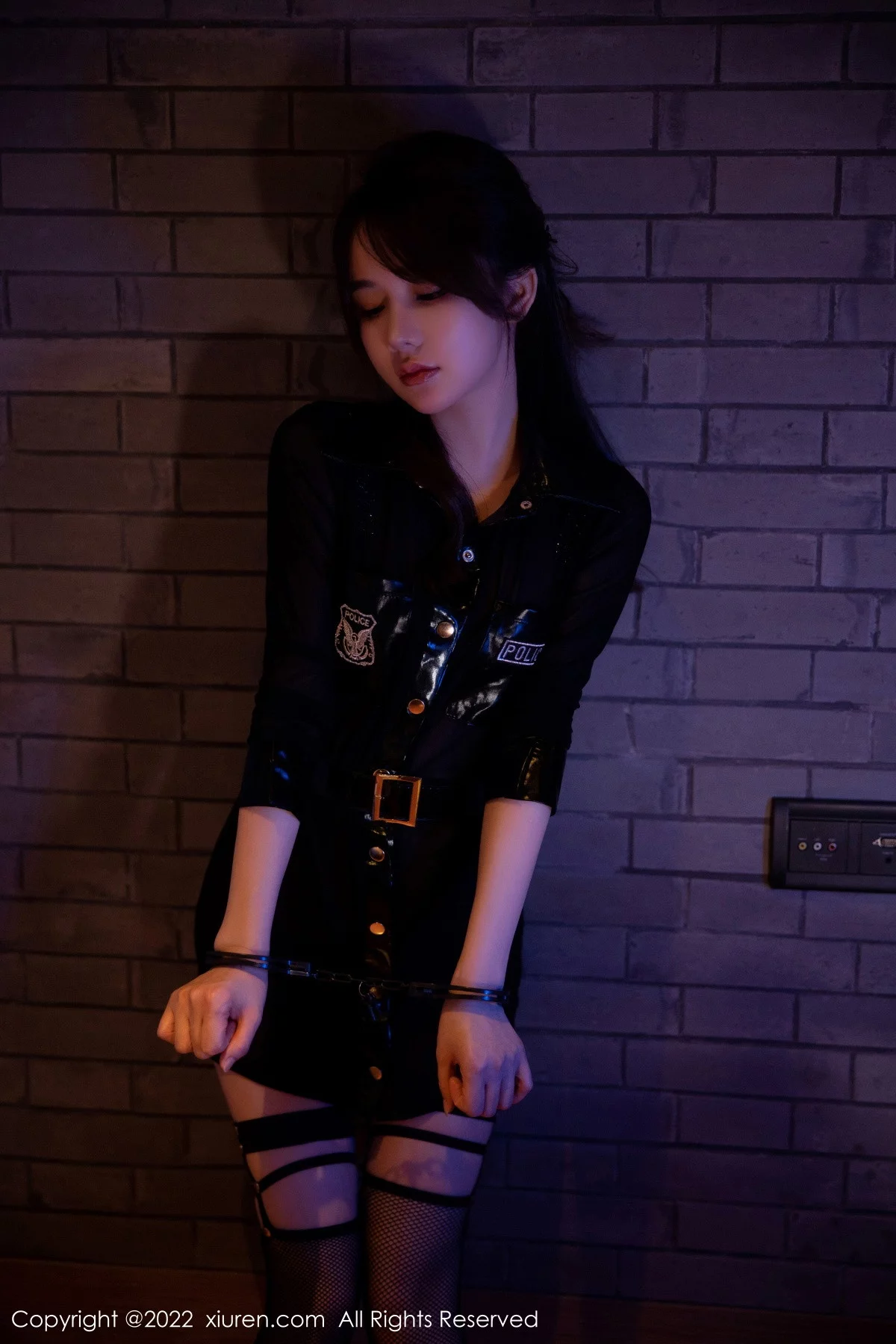 [[XiuRen秀人网]秀人网]No.5931_模特婠婠么性感黑色情趣制服露豹纹内衣秀绝美身材诱惑写真94P