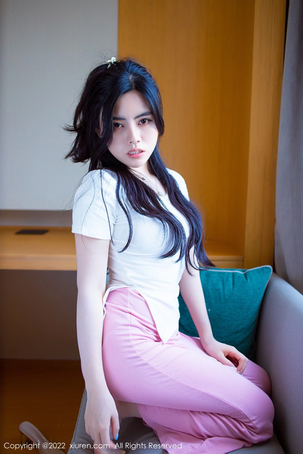 [[XiuRen秀人网]秀人网]No.5929_模特白甜私房多套服饰性感白色真空系列秀完美身材迷人诱惑写真94P