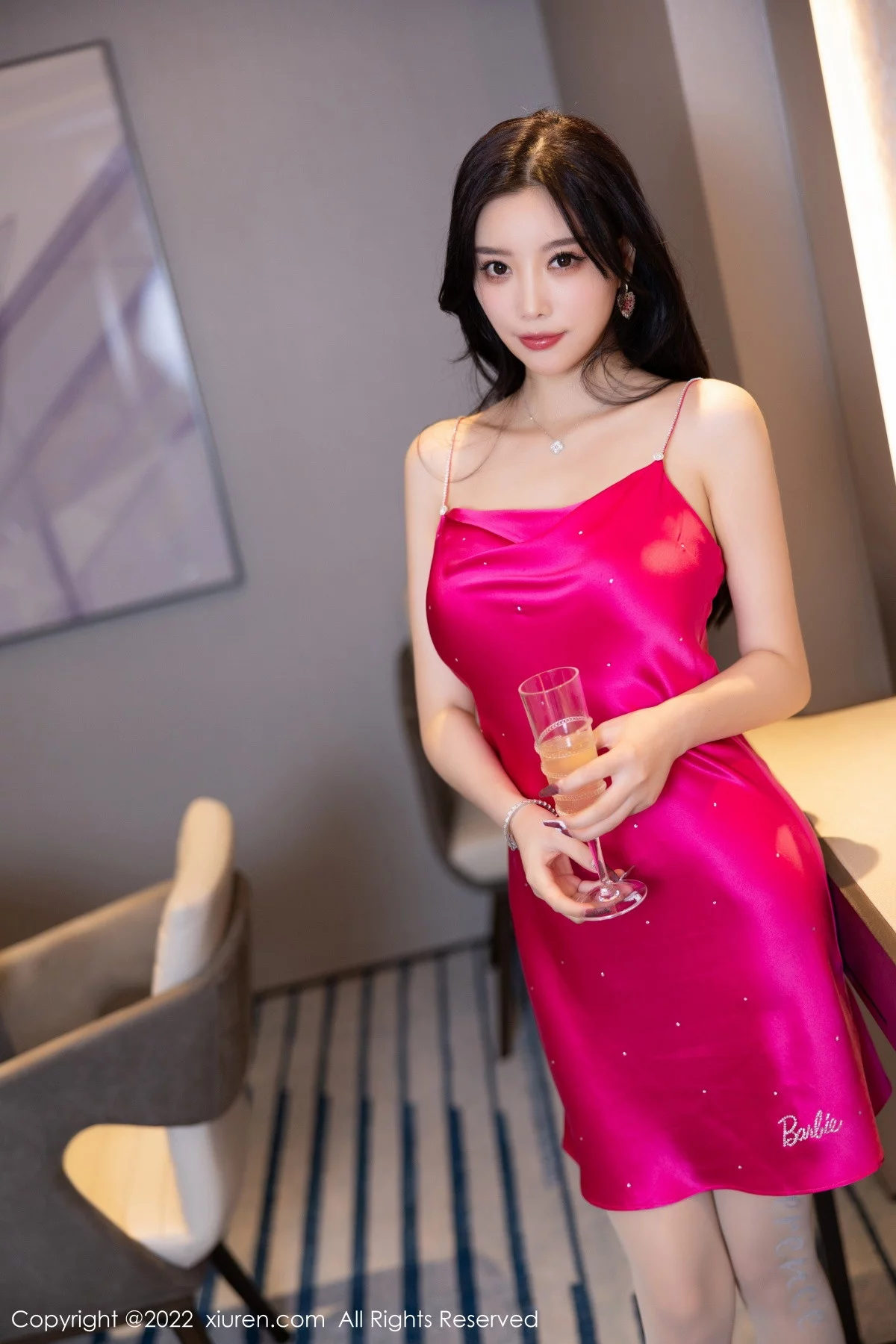 [[XiuRen秀人网]秀人网]No.5959_女神杨晨晨Yome浴室脱红色短裙露无内肉丝秀惹火身材诱惑写真88P