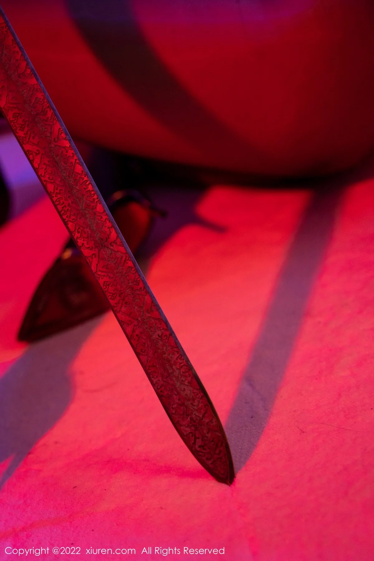 [[XiuRen秀人网]秀人网]No.5957_女神奶瓶土肥圆暗色灯光下黑色皮质服配黑丝裤袜迷人诱惑写真72P