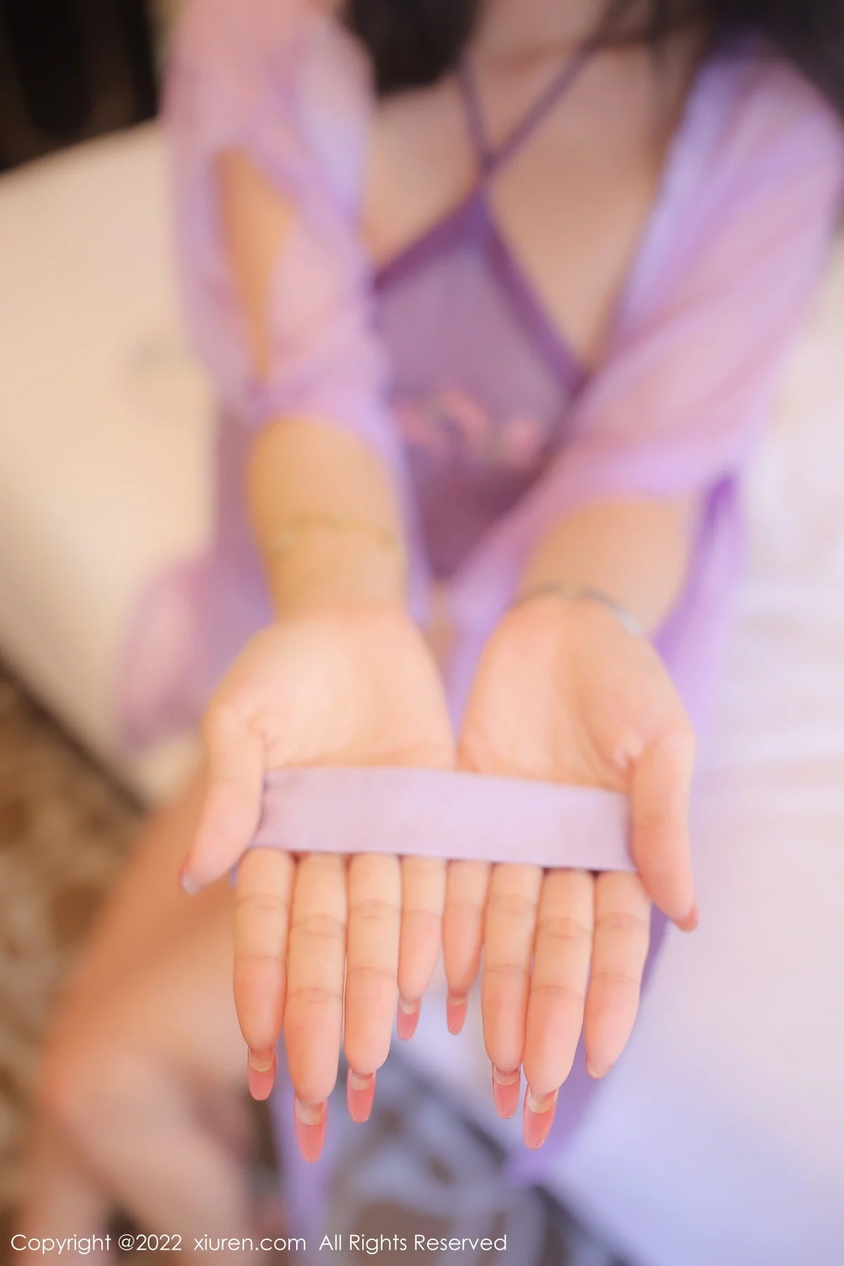 [[XiuRen秀人网]秀人网]No.5883_模特司柠私房床上性感紫色古装服饰秀曼妙身姿撩人诱惑写真75P