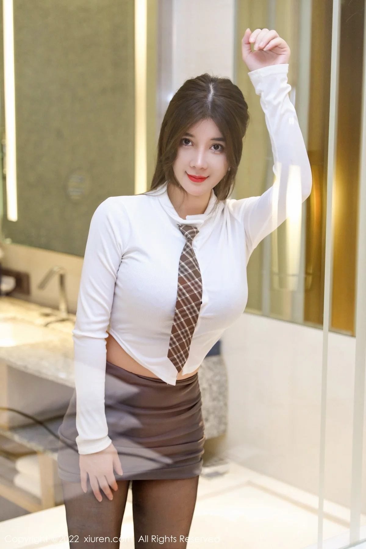 [[XiuRen秀人网]秀人网]No.5961_模特周jojobaby半脱性感白T露黑色蕾丝内衣秀傲人豪乳诱惑写真59P