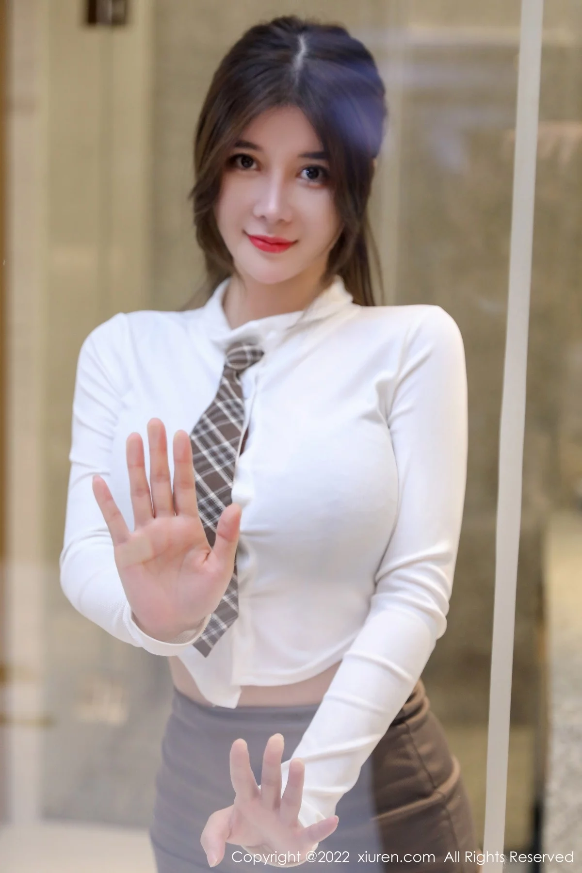 [[XiuRen秀人网]秀人网]No.5961_模特周jojobaby半脱性感白T露黑色蕾丝内衣秀傲人豪乳诱惑写真59P