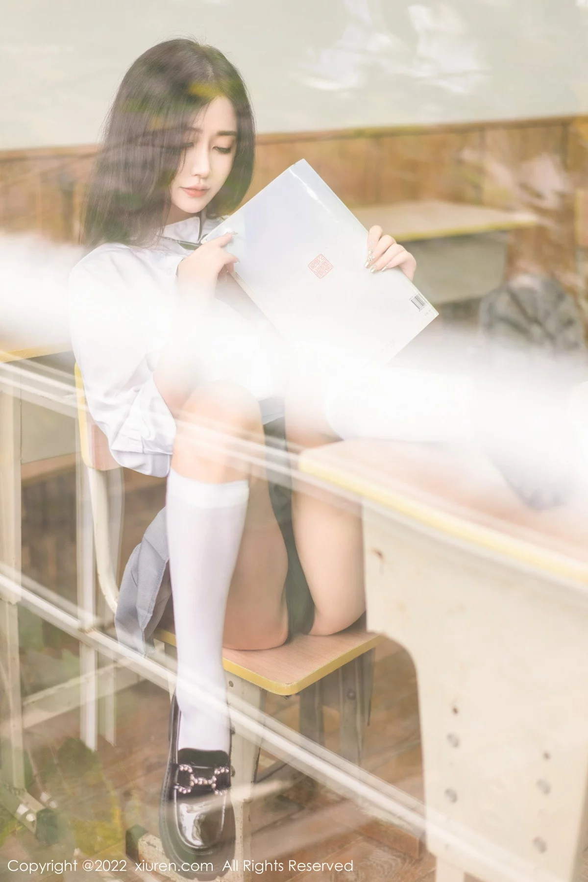 [[XiuRen秀人网]秀人网]No.5970_模特Laura阿姣性感学妹短裙制服露白色内衣秀曼妙身姿迷人写真99P