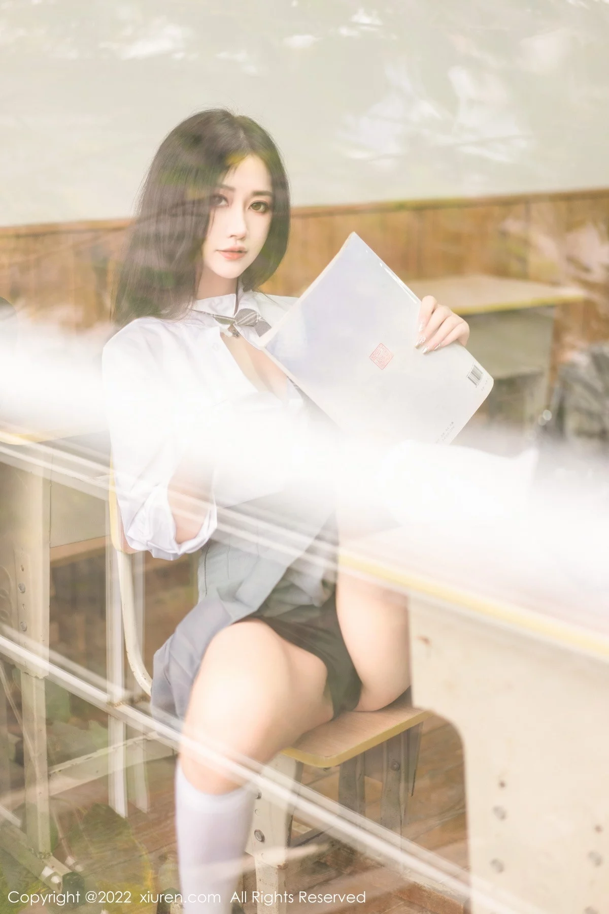 [[XiuRen秀人网]秀人网]No.5970_模特Laura阿姣性感学妹短裙制服露白色内衣秀曼妙身姿迷人写真99P