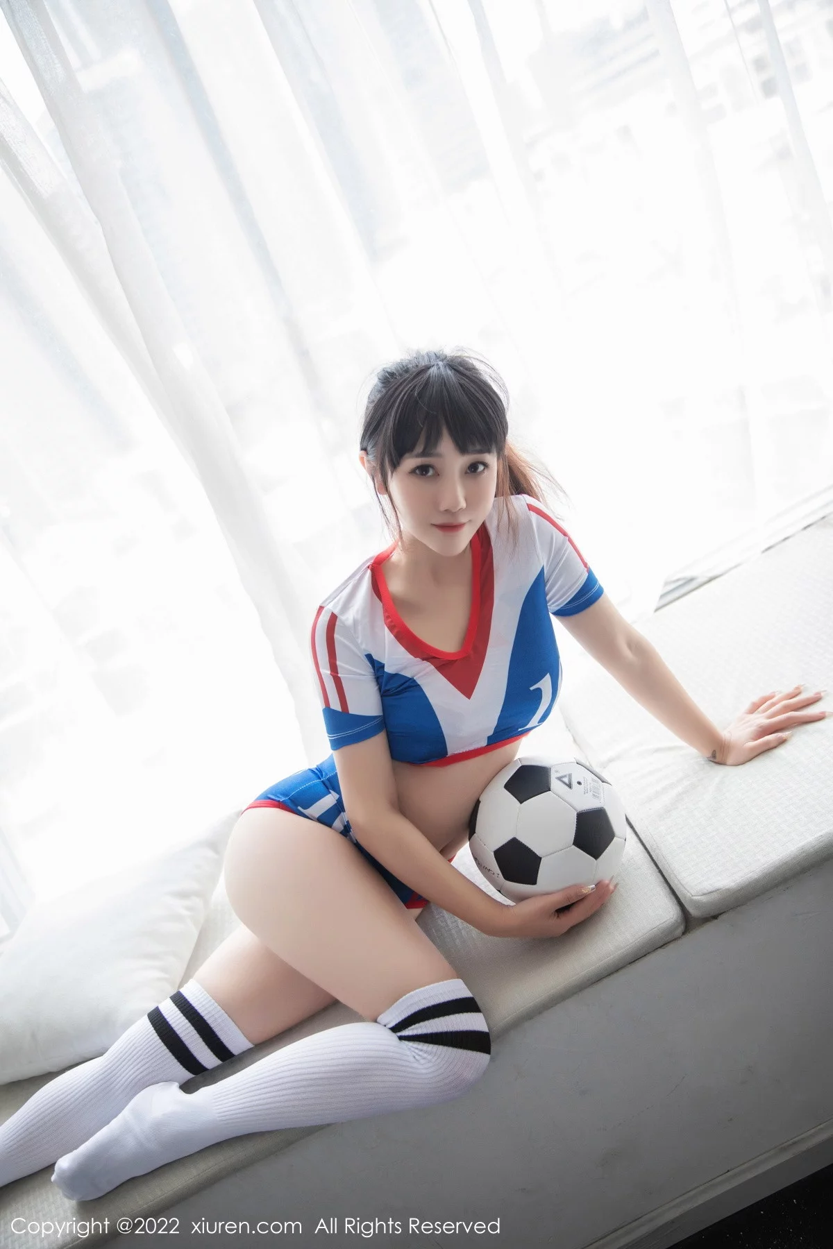 [[XiuRen秀人网]秀人网]No.5974_模特严利娅Yuliya足球宝贝主题性感运动球服秀完美身材迷人写真60P