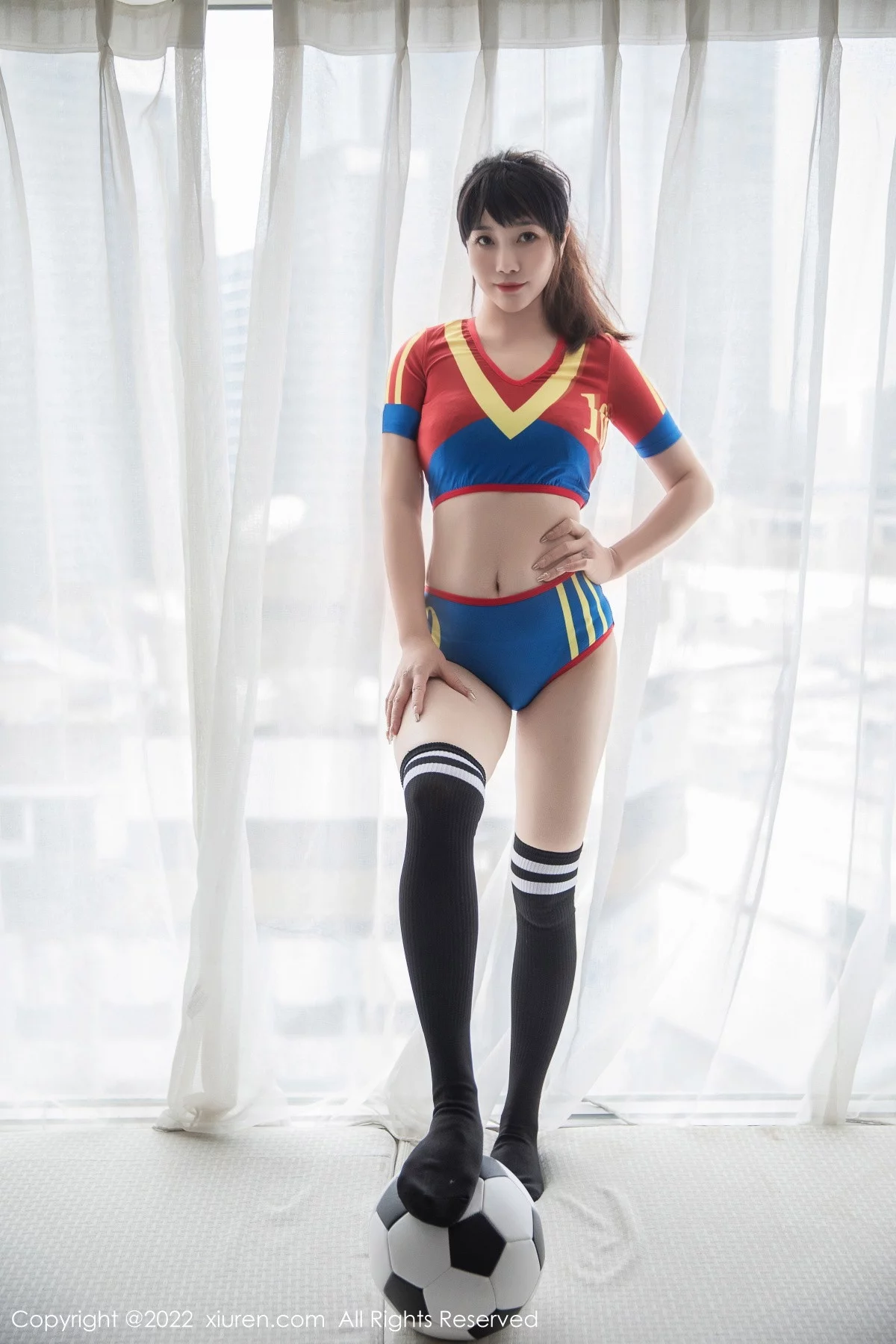 [[XiuRen秀人网]秀人网]No.5974_模特严利娅Yuliya足球宝贝主题性感运动球服秀完美身材迷人写真60P