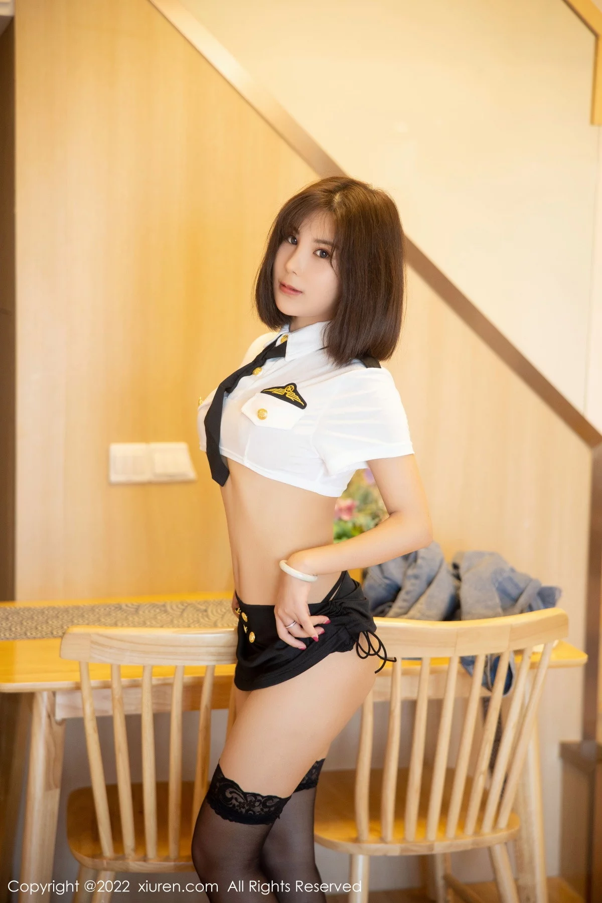 [[XiuRen秀人网]秀人网]No.6000_新人模特徐甜心私房性感女警制服半脱露豪乳遮点极致诱惑写真38P