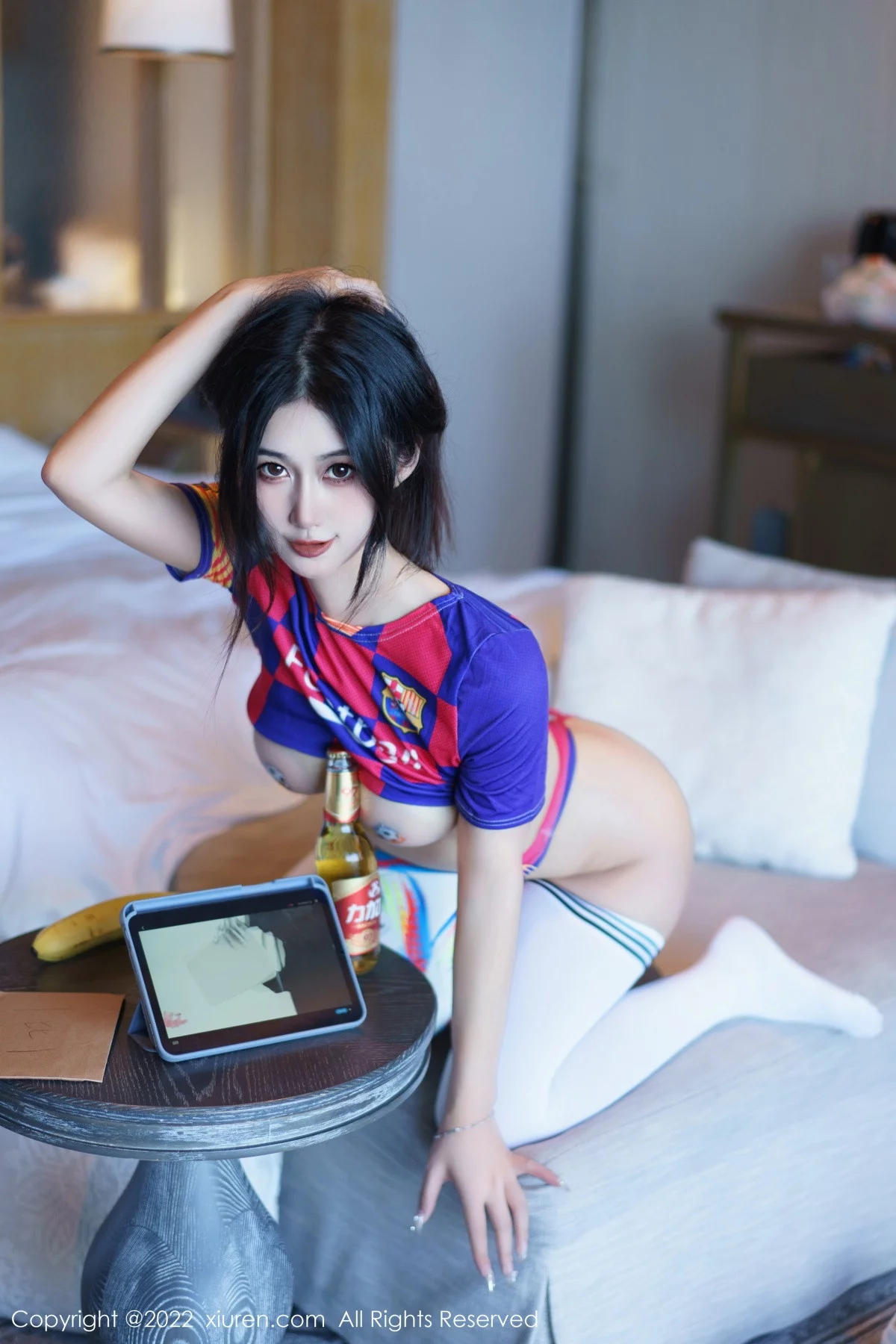 [[XiuRen秀人网]秀人网]No.6004_模特laura阿姣三亚旅拍足球宝贝主题性感球服秀完美身材诱惑写真71P