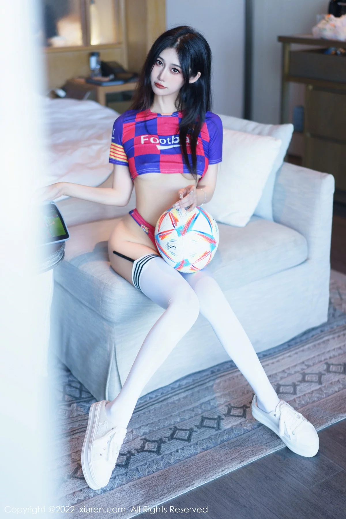 [[XiuRen秀人网]秀人网]No.6004_模特laura阿姣三亚旅拍足球宝贝主题性感球服秀完美身材诱惑写真71P