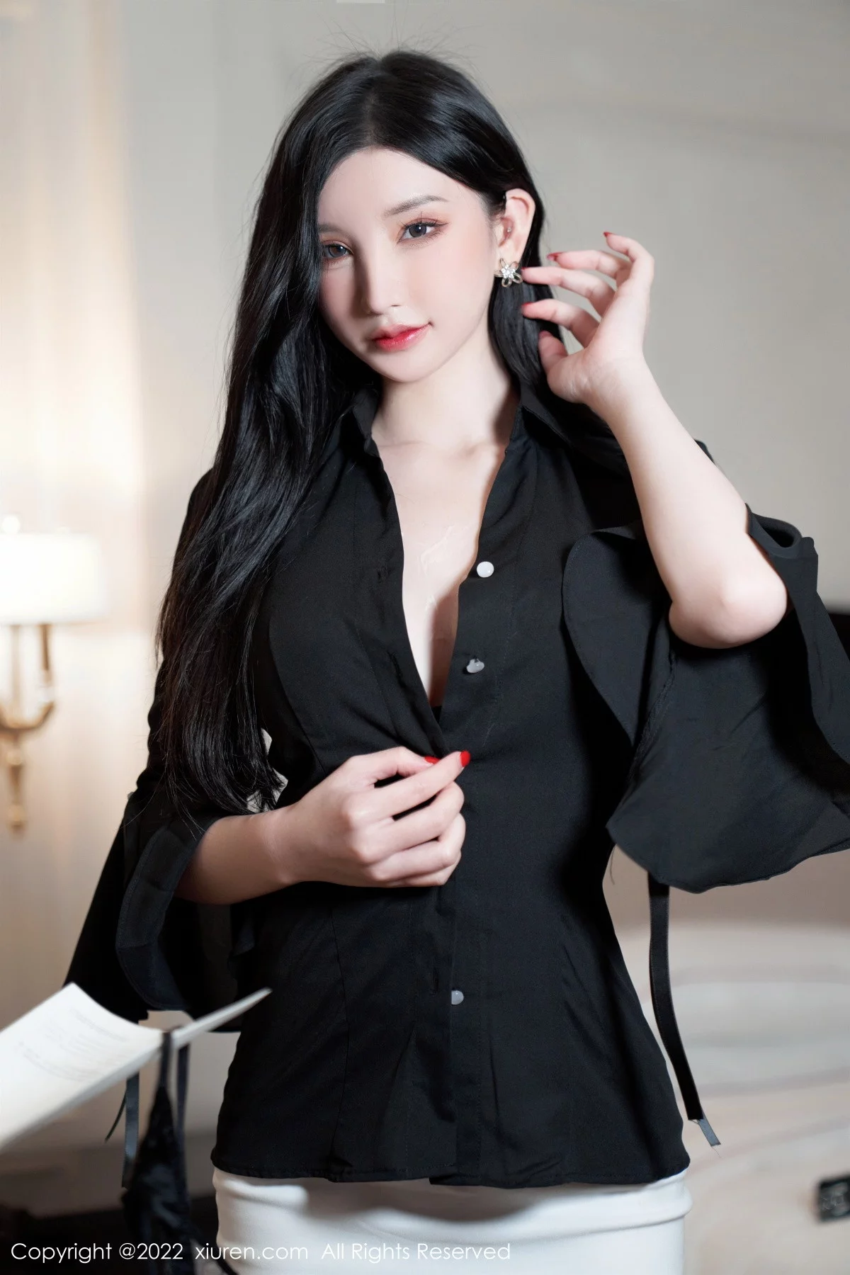 [[XiuRen秀人网]秀人网]No.6012_女神周于希Sally脱职业装露黑色内衣秀完美身材迷人诱惑写真94P