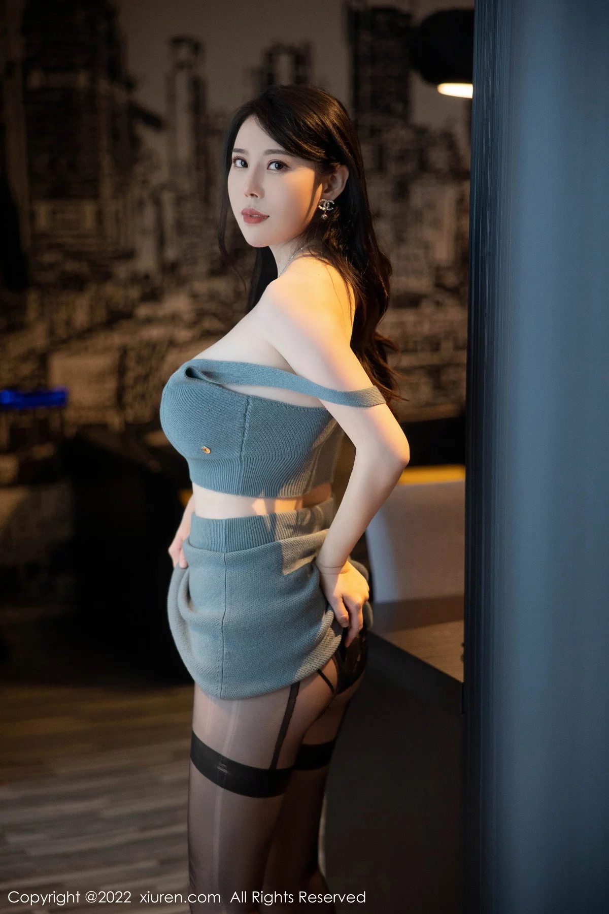 [[XiuRen秀人网]秀人网]No.5892_模特白茹雪性感浅绿色针织套装配超薄黑丝秀丰腴身材诱惑写真81P