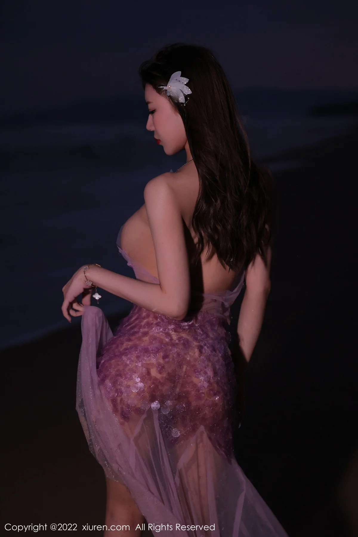 [[XiuRen秀人网]秀人网]No.5890_模特tina_甜仔海南旅拍沙滩场景粉色真空裙秀凹凸身材诱惑写真53P