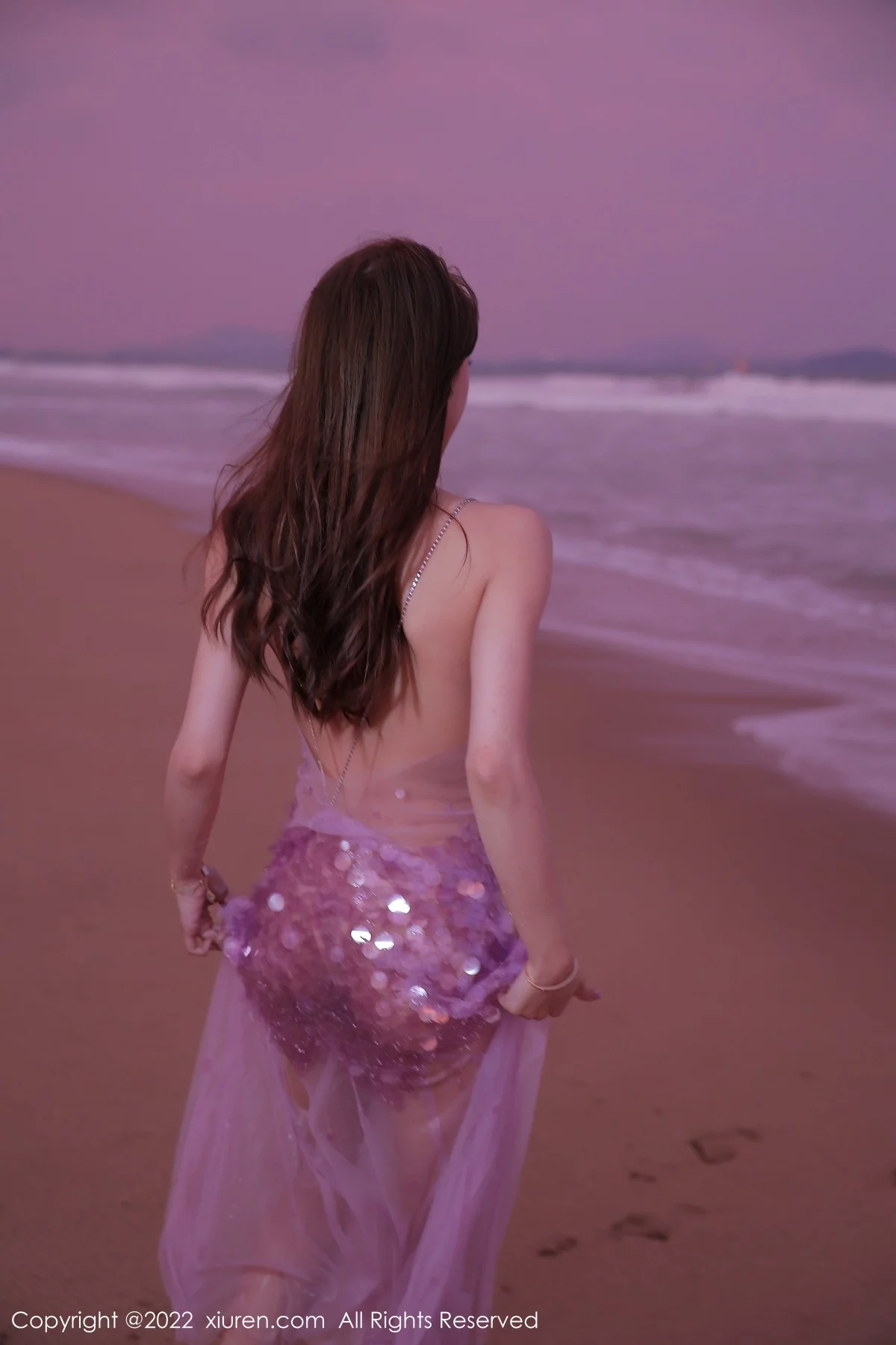 [[XiuRen秀人网]秀人网]No.5890_模特tina_甜仔海南旅拍沙滩场景粉色真空裙秀凹凸身材诱惑写真53P