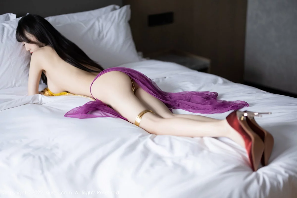 [[XiuRen秀人网]秀人网]No.5901_模特林星阑私房性感红色薄纱配金色比基尼秀曼妙身姿诱惑写真71P