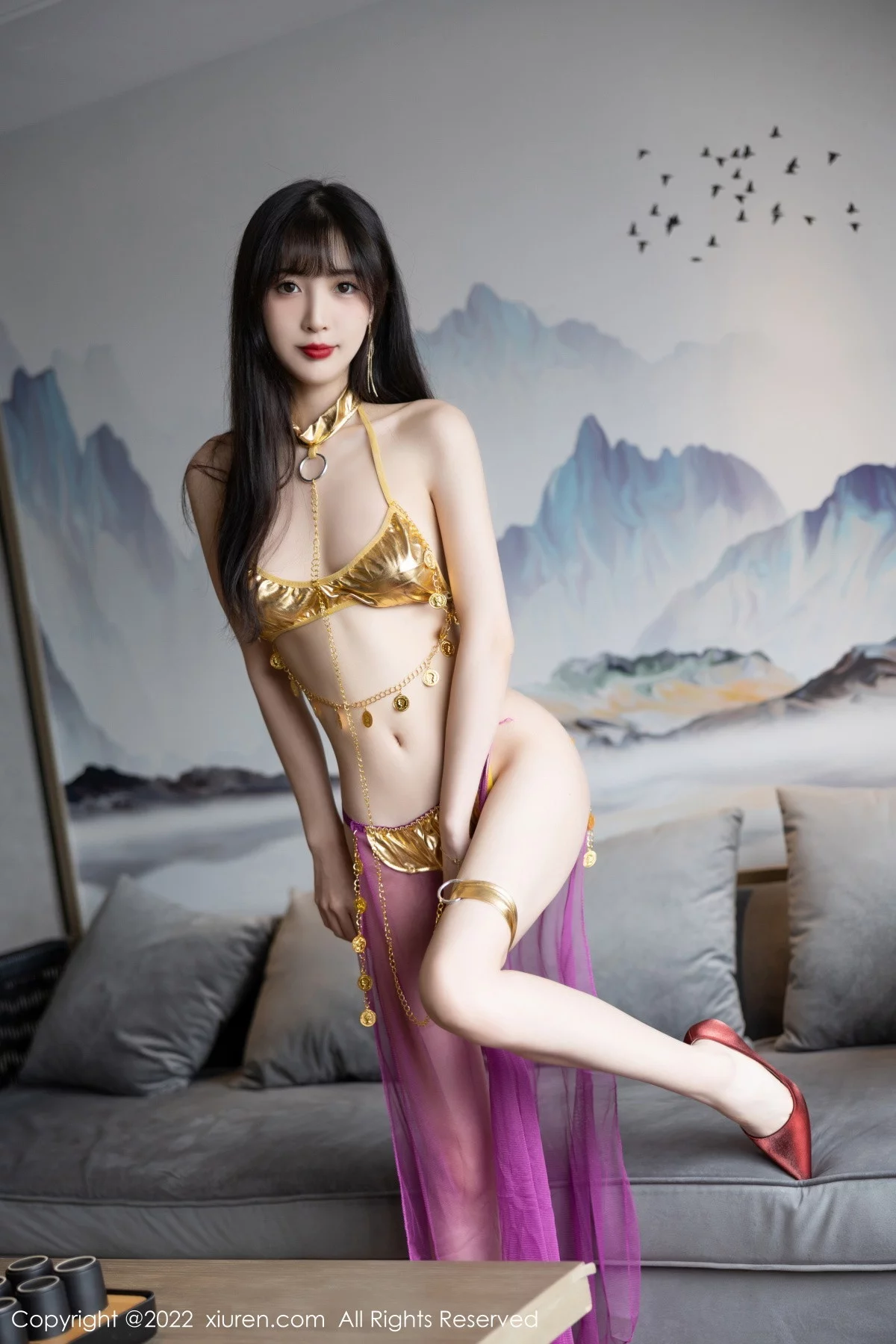 [[XiuRen秀人网]秀人网]No.5901_模特林星阑私房性感红色薄纱配金色比基尼秀曼妙身姿诱惑写真71P