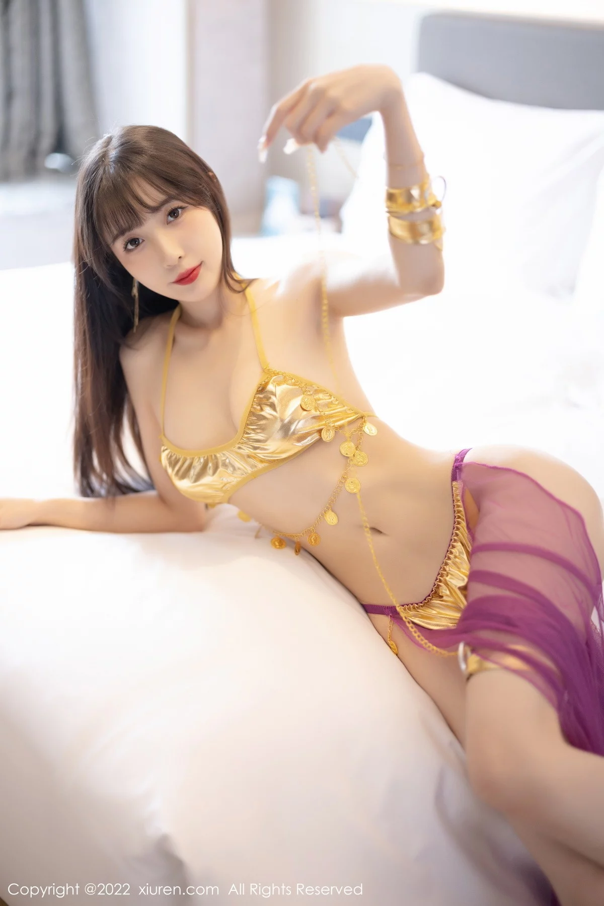 [[XiuRen秀人网]秀人网]No.5901_模特林星阑私房性感红色薄纱配金色比基尼秀曼妙身姿诱惑写真71P